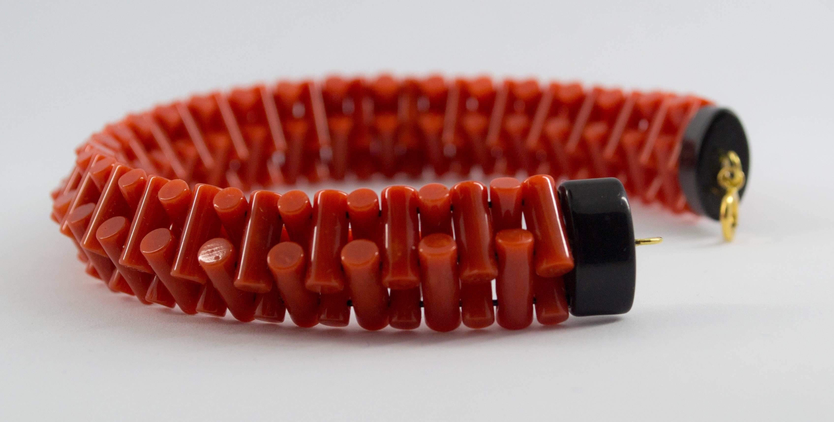 Contemporary Mediterranean Red Coral Onix Yellow Gold Geometric Bracelet