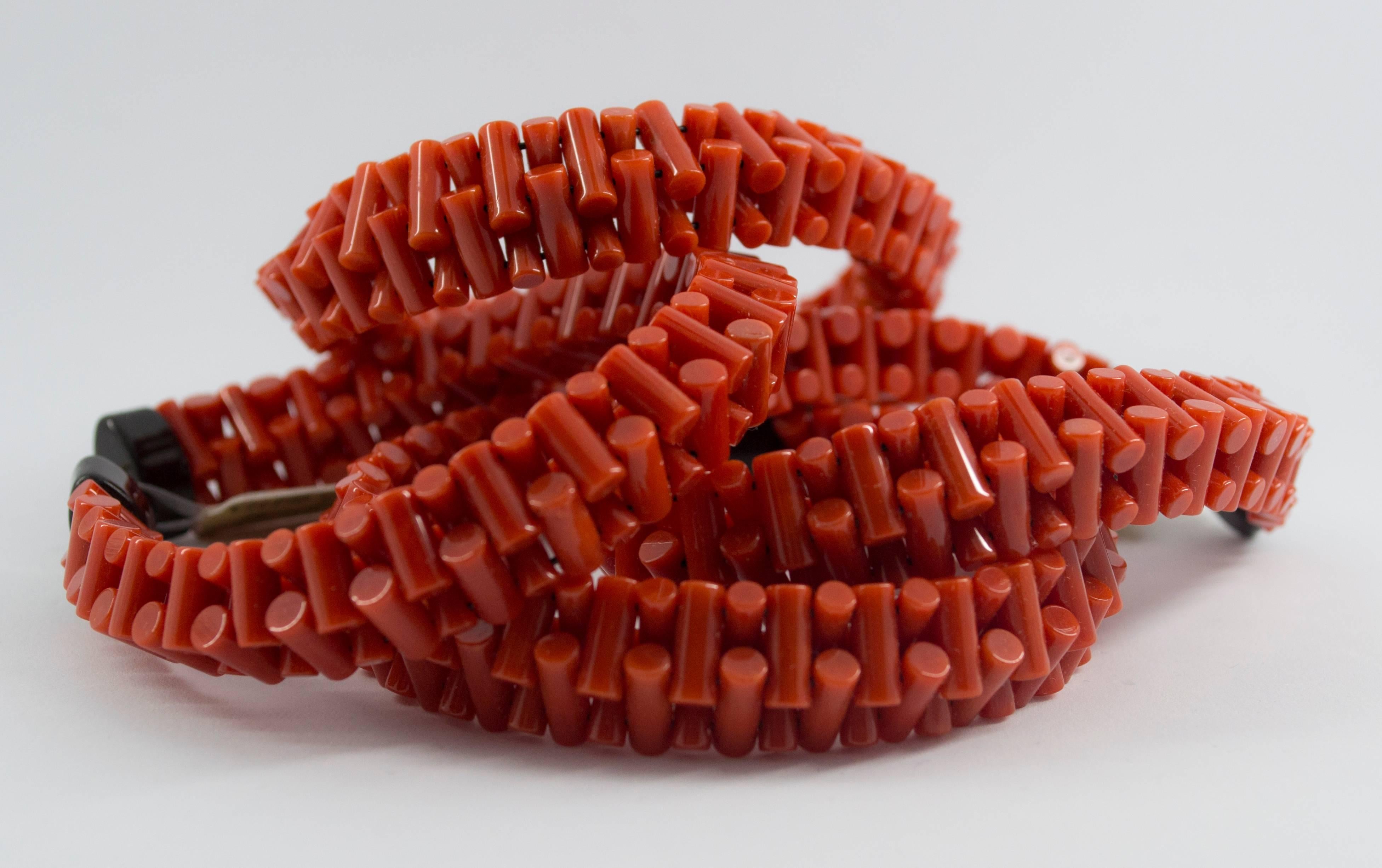 Women's or Men's Mediterranean Red Coral Onix Yellow Gold Geometric Bracelet