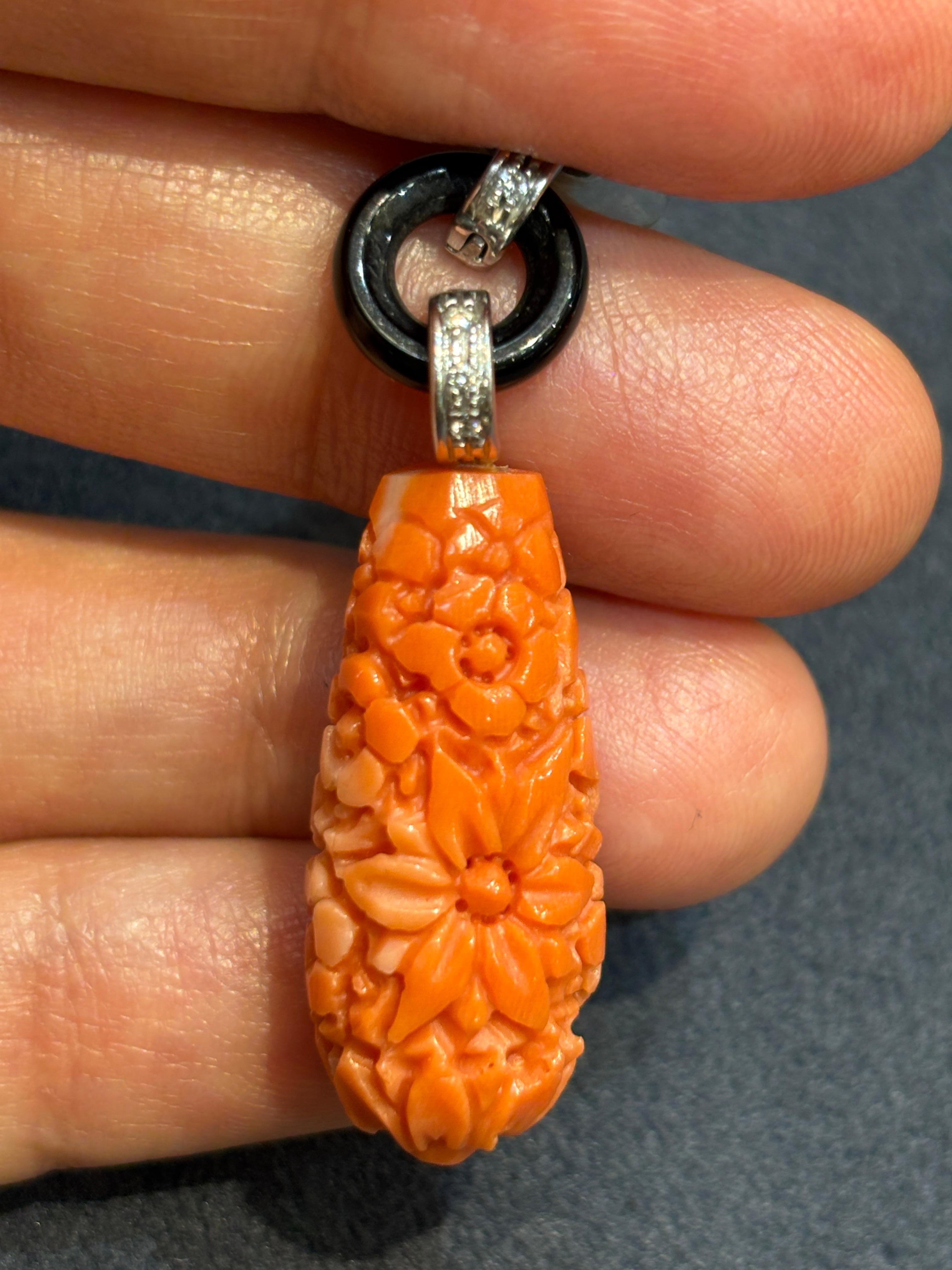 Coral, onyx and diamond dangly earrings For Sale 1