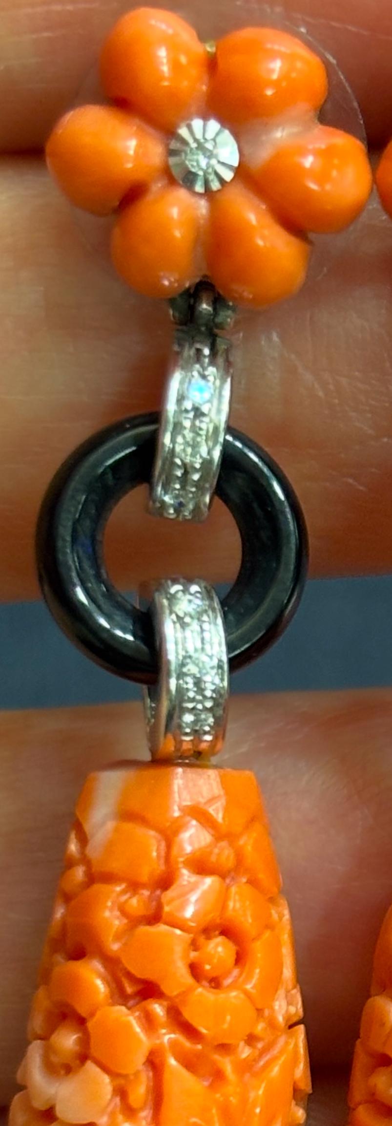 Coral, onyx and diamond dangly earrings For Sale 3