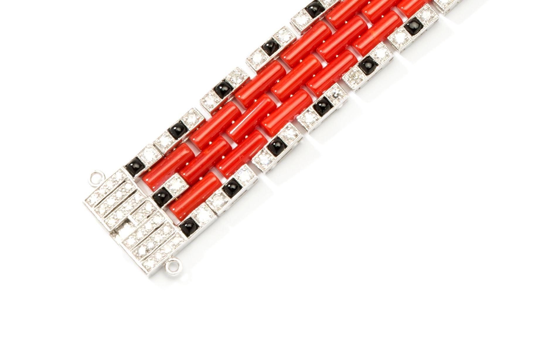 Art Deco Coral Onyx Diamond Gold Link Bracelet  For Sale