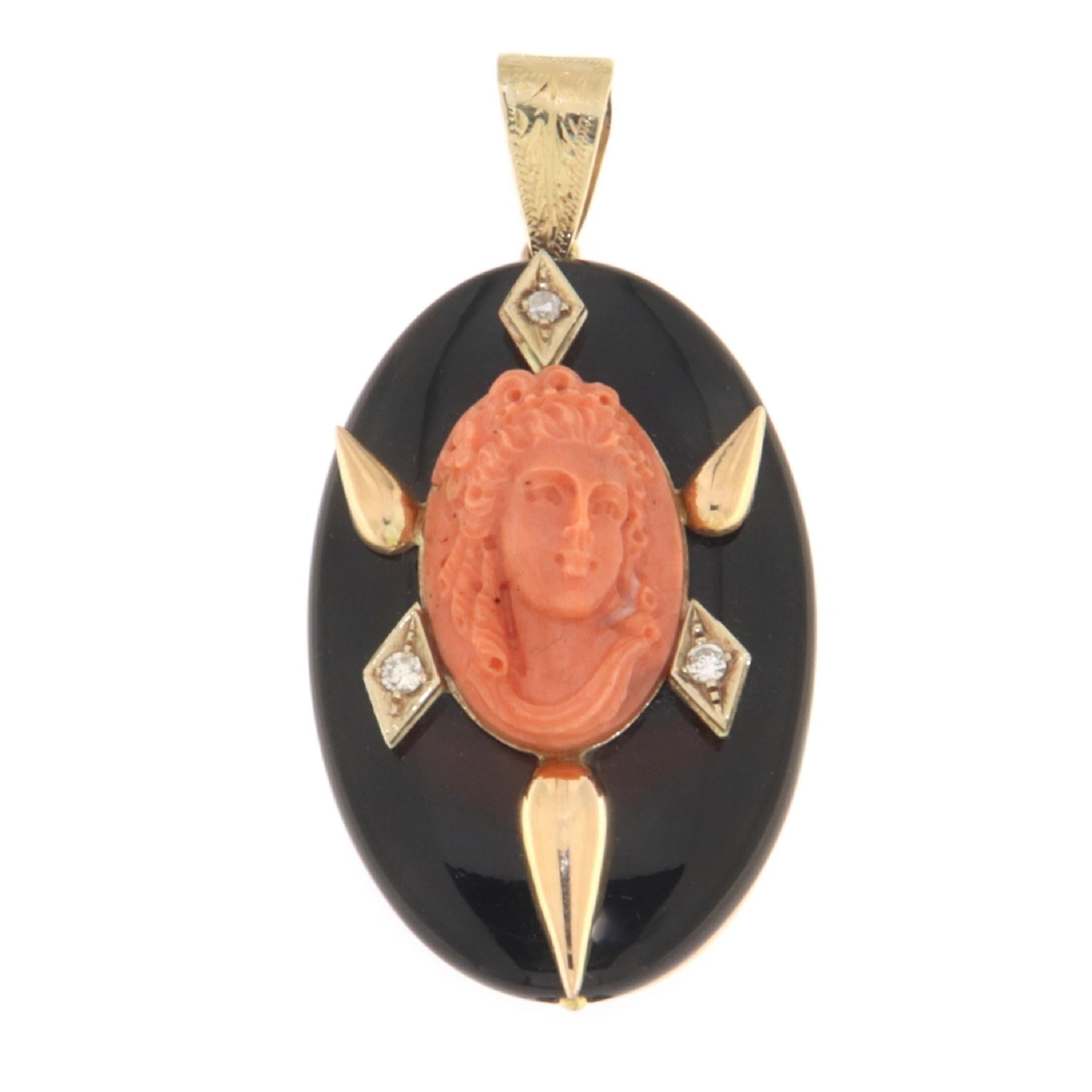 Women's Coral Onyx Diamonds 14 Karat Yellow Gold Pendant Necklace For Sale