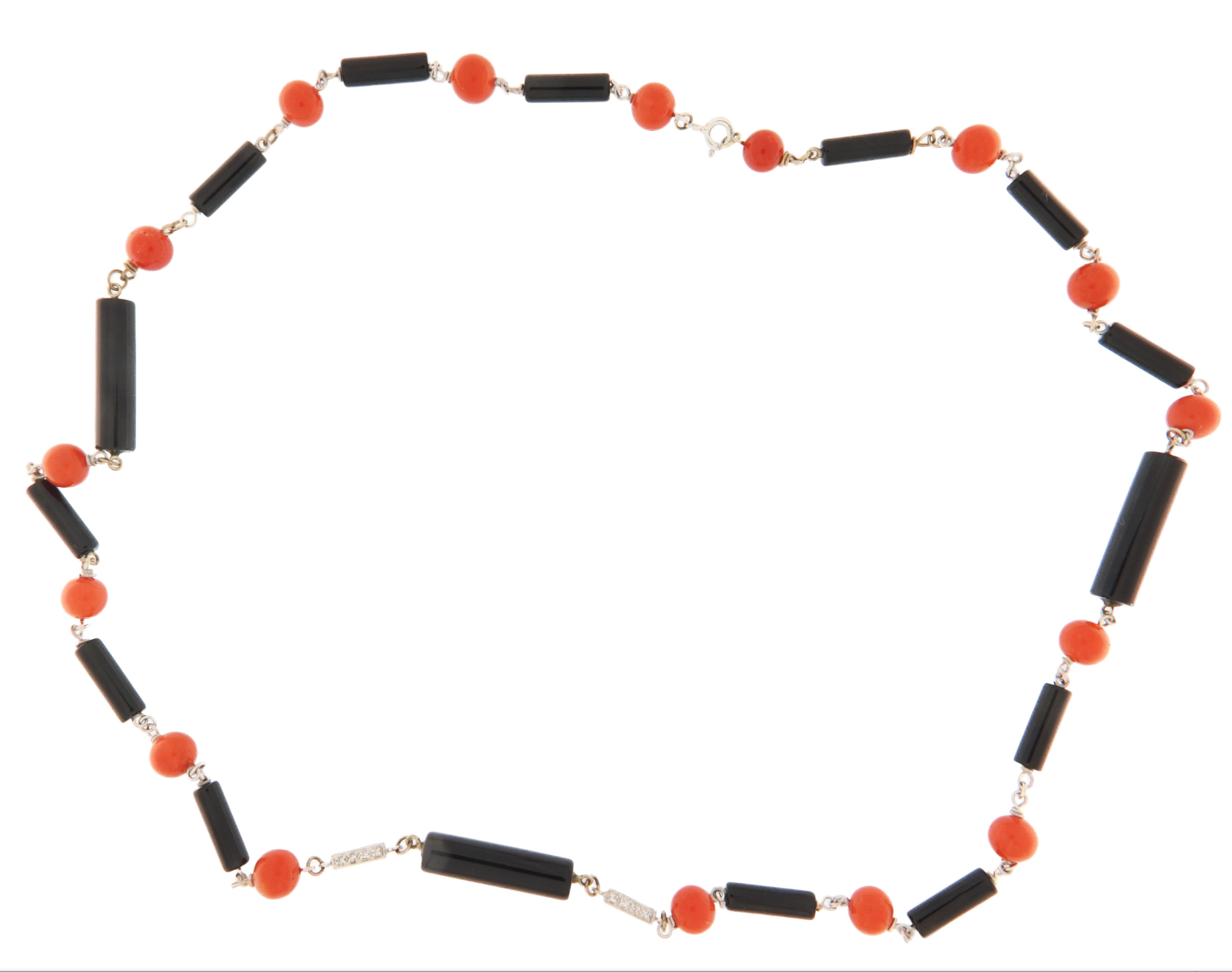Collier ras du cou en or blanc 18 carats, corail, onyx et diamants Neuf - En vente à Marcianise, IT