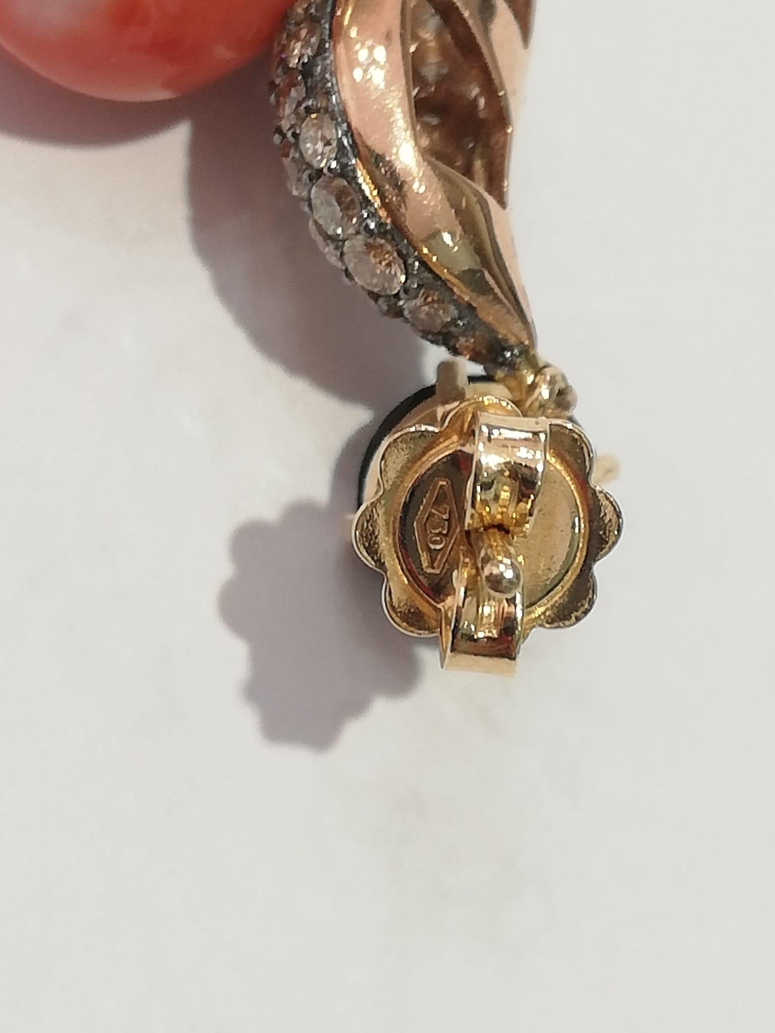 Women's Coral, Onyx, Diamonds, 18 Karat White Gold, Rose Gold and Yellow Gold Earrings. For Sale