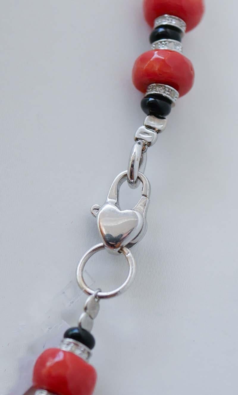 Rétro Coral, onyx, diamants, or blanc 18 carats, or blanc 14 carats et or blanc 9 carats en vente