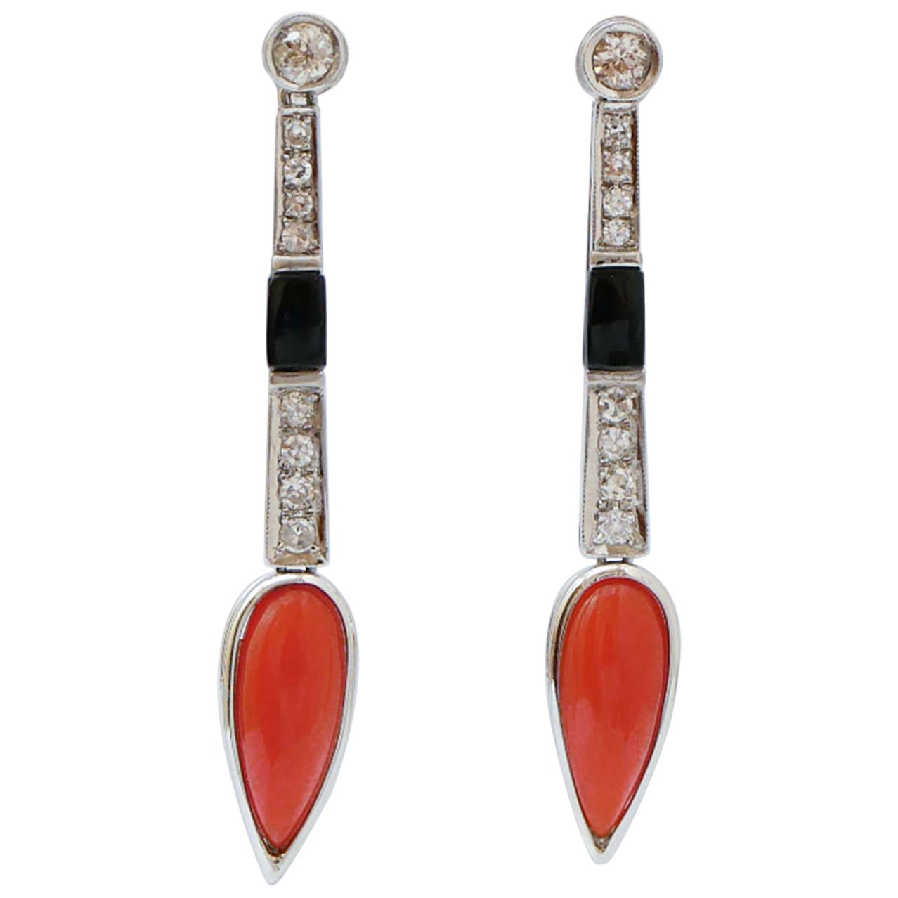 Coral, Ónice, Diamantes, Platino Pendientes.