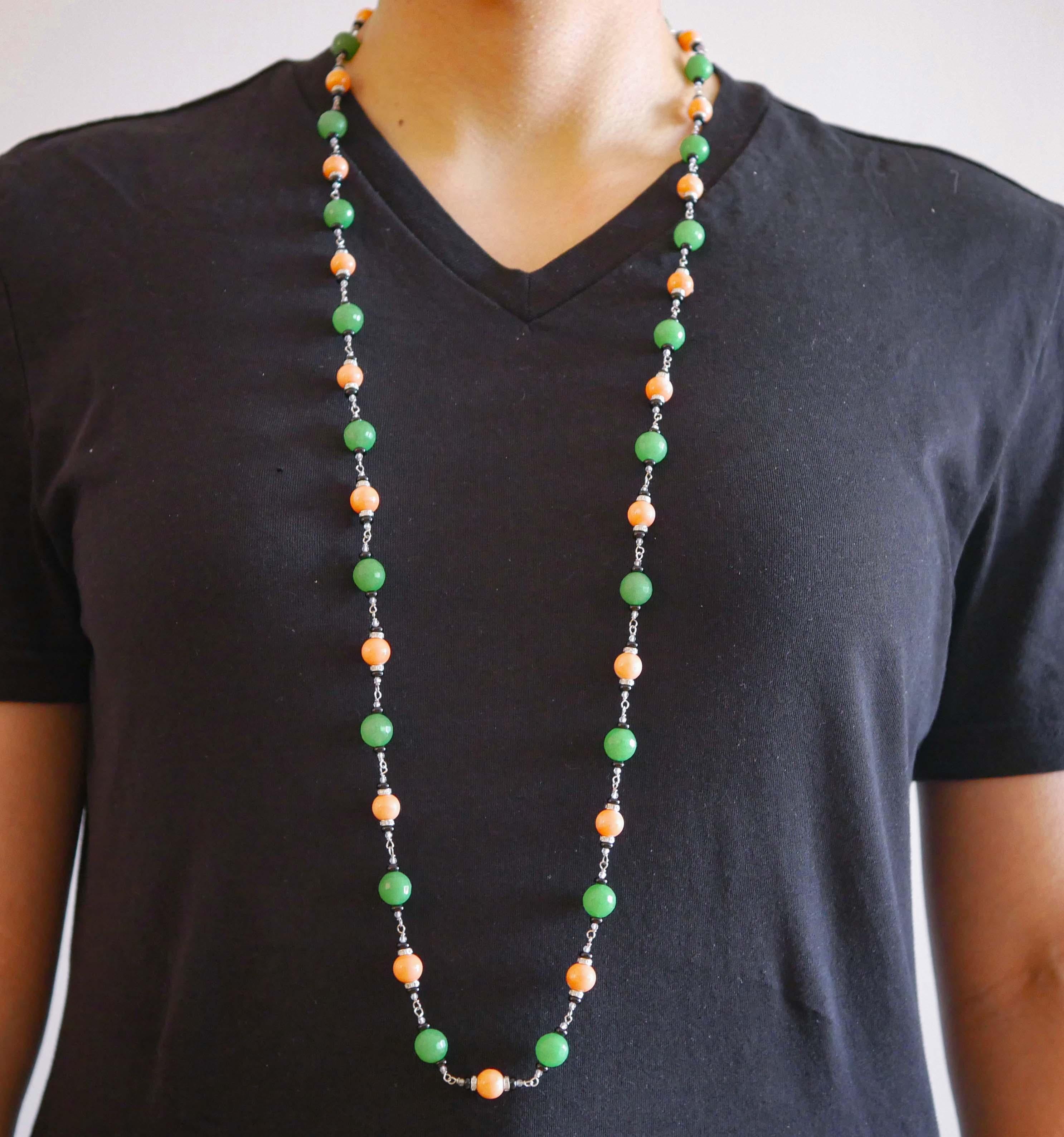Coral, Onyx, Jade, Diamonds, Rock Crystal, White Gold Necklace. In Good Condition For Sale In Marcianise, Marcianise (CE)