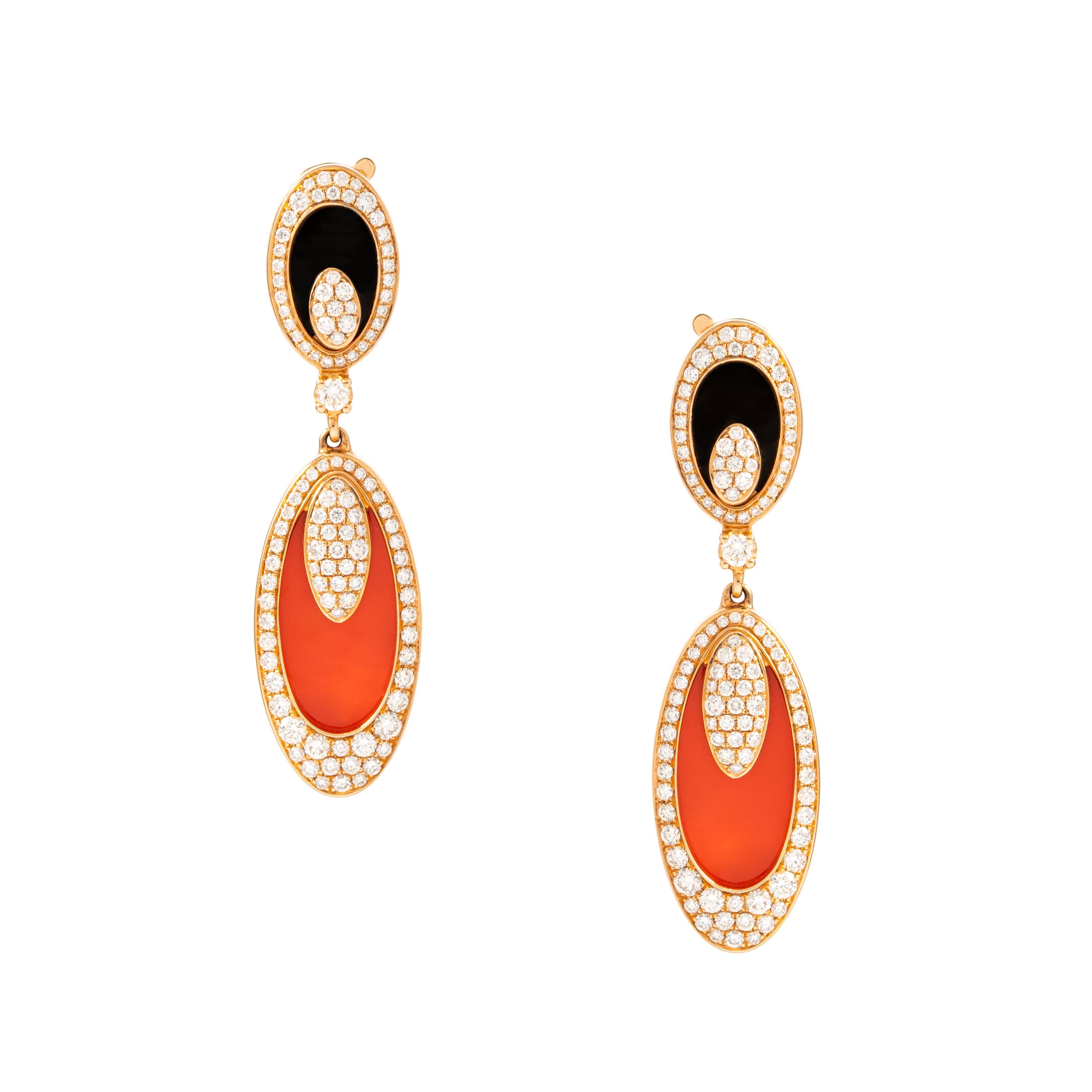 Earrings in 18kt pink gold set with 222 diamonds 1.61 cts, 2 onyx 1.05 cts and 2 coral 3.39 cts