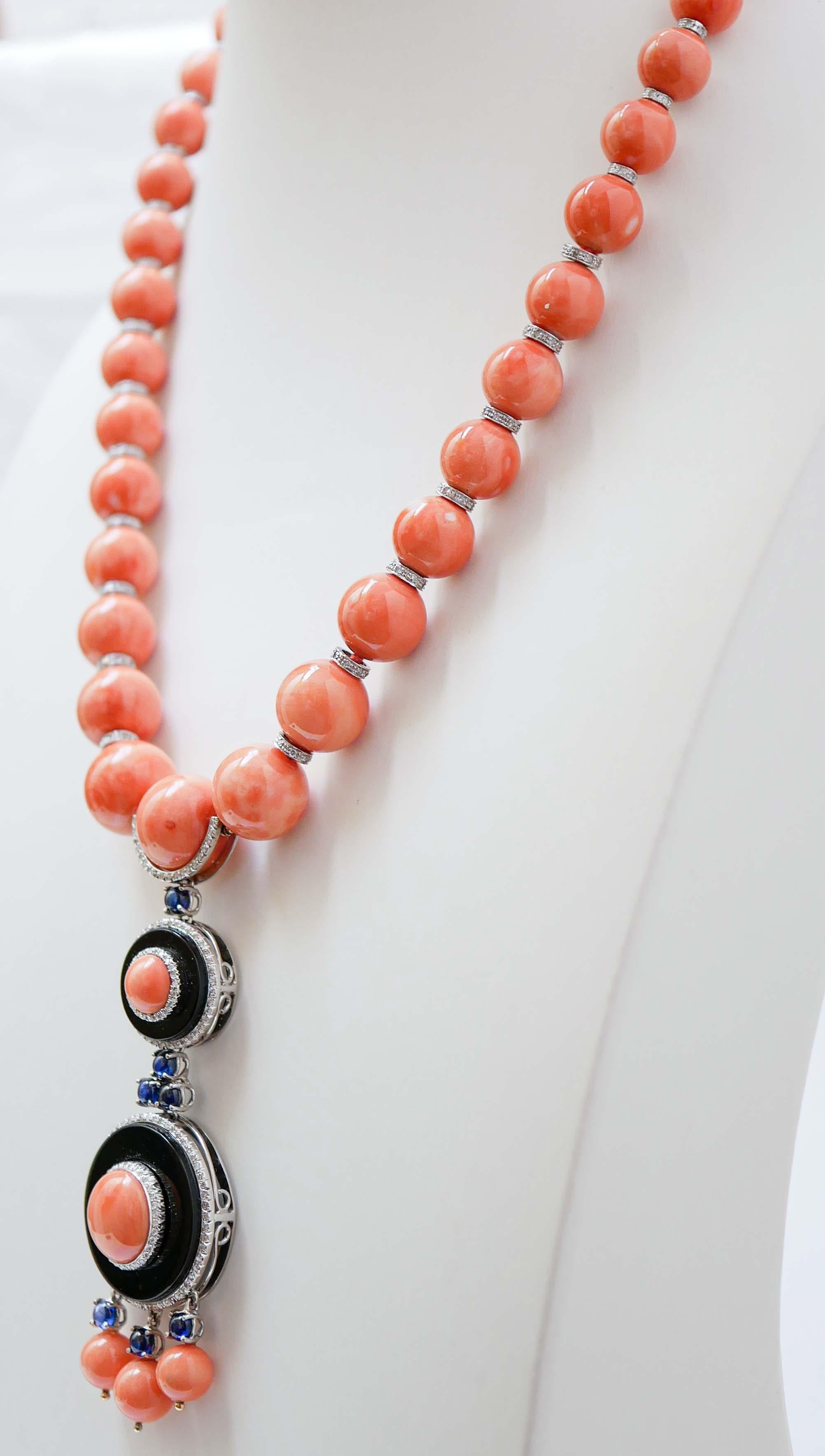 Retro Coral, Onyx, Sapphires, Diamonds, 18 Kt White Gold and 14 kt White Gold Necklace For Sale