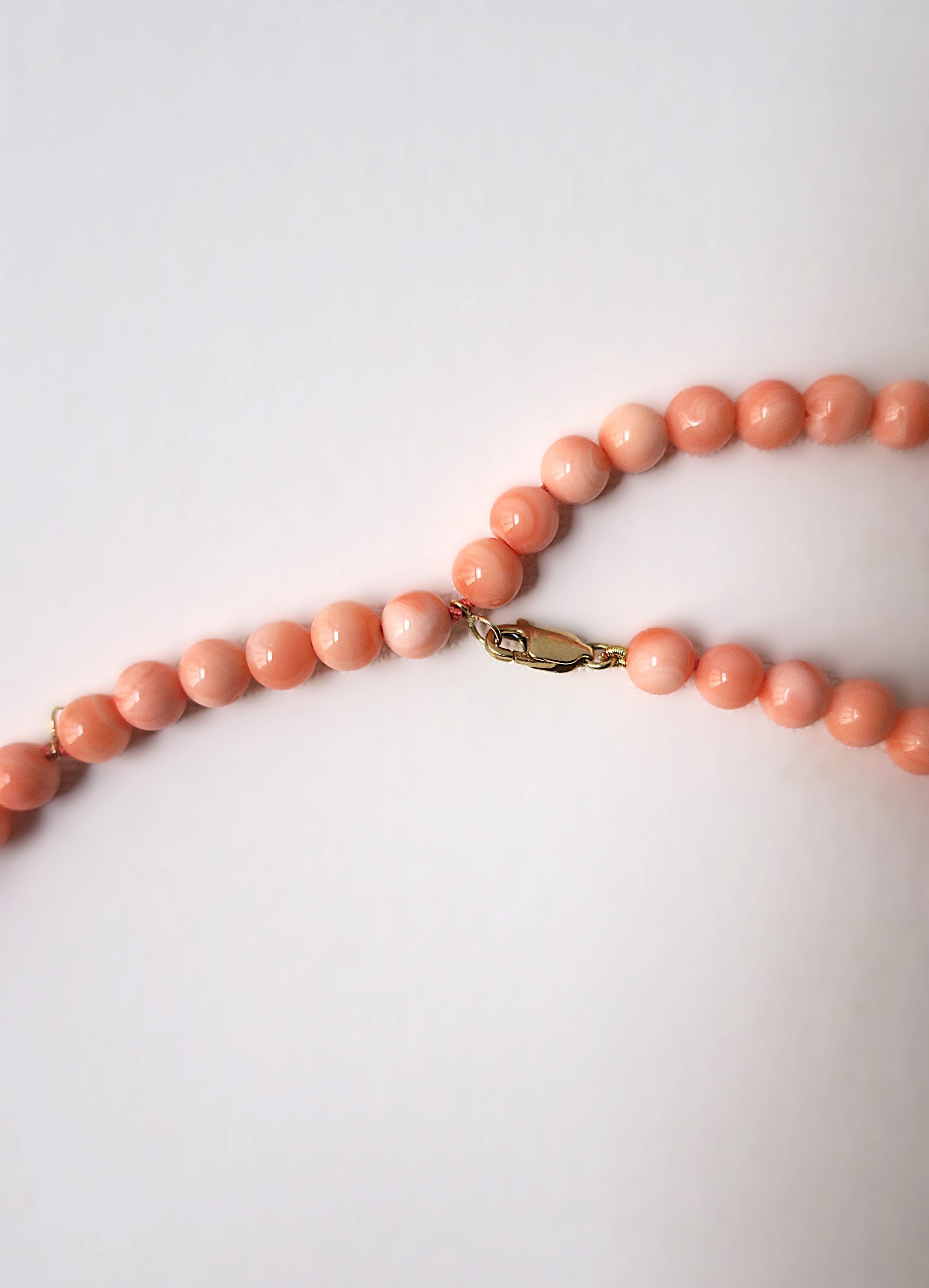 Coral Pearl Bead Necklace For Sale 9