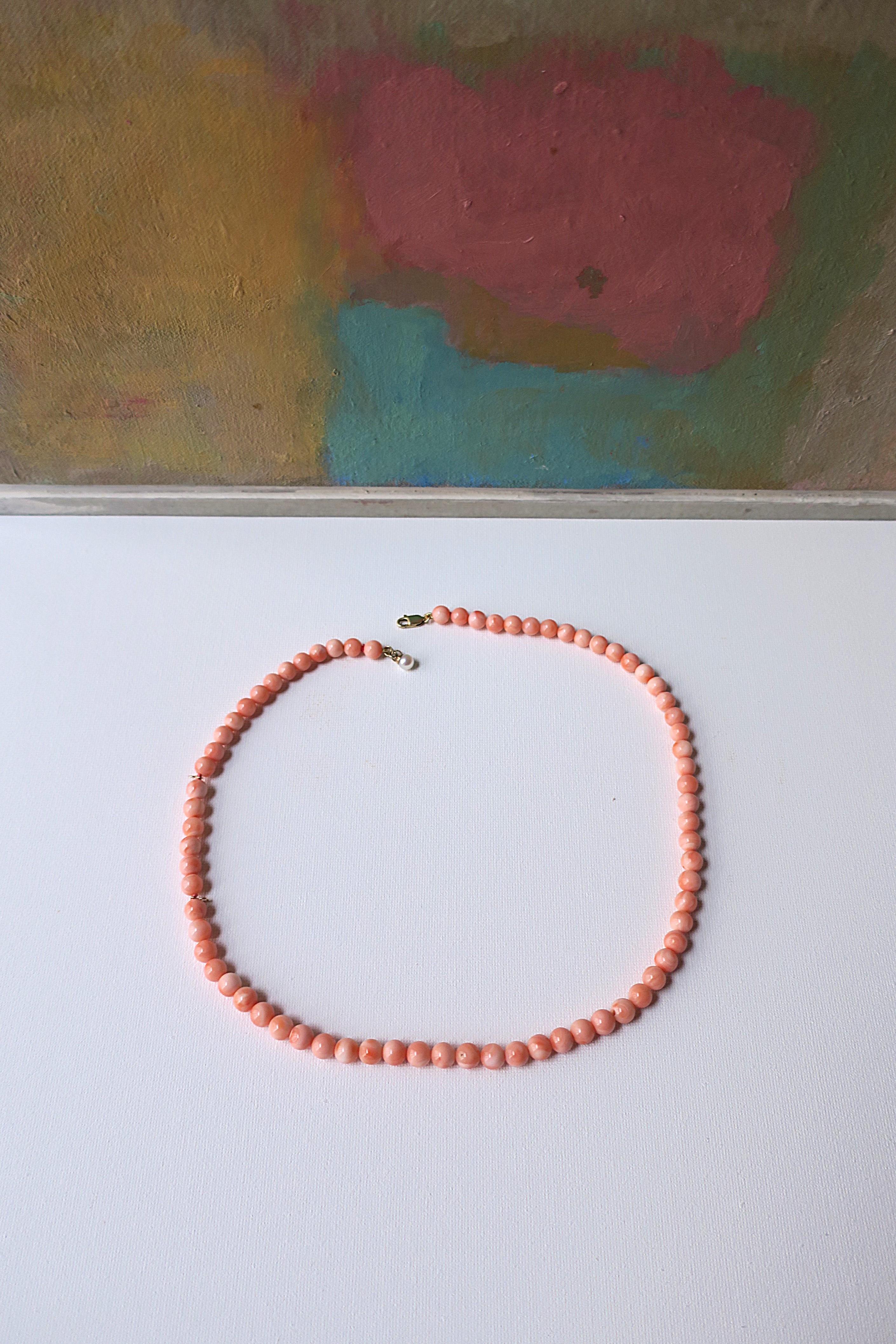 Coral Pearl Bead Necklace For Sale 12