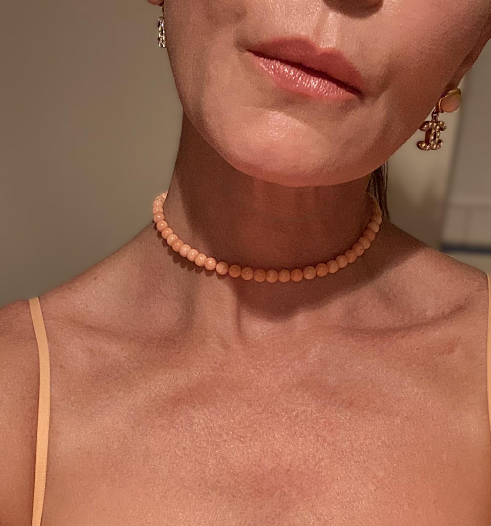 Coral Pearl Bead Necklace For Sale 2