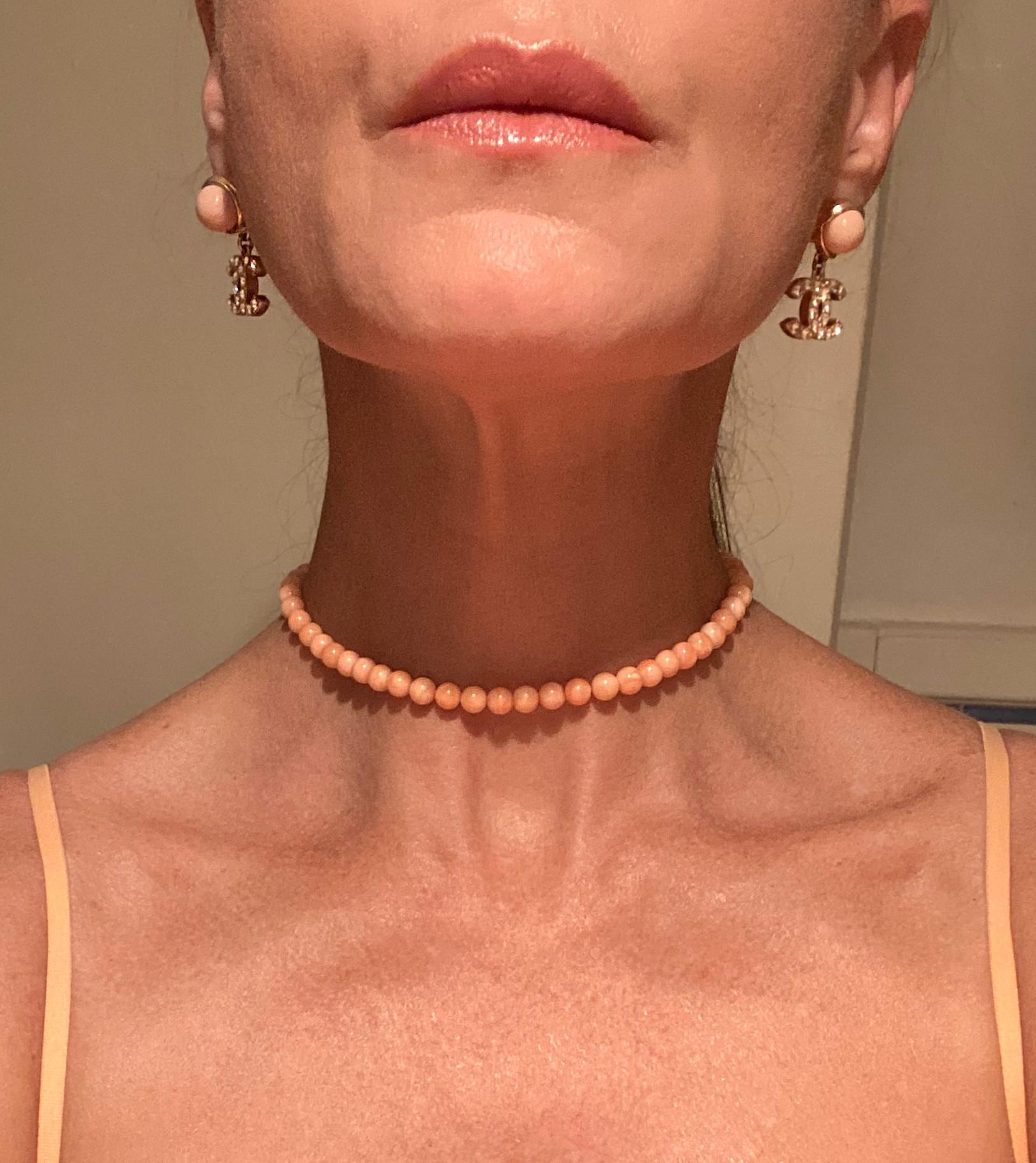 Coral Pearl Bead Necklace For Sale 4
