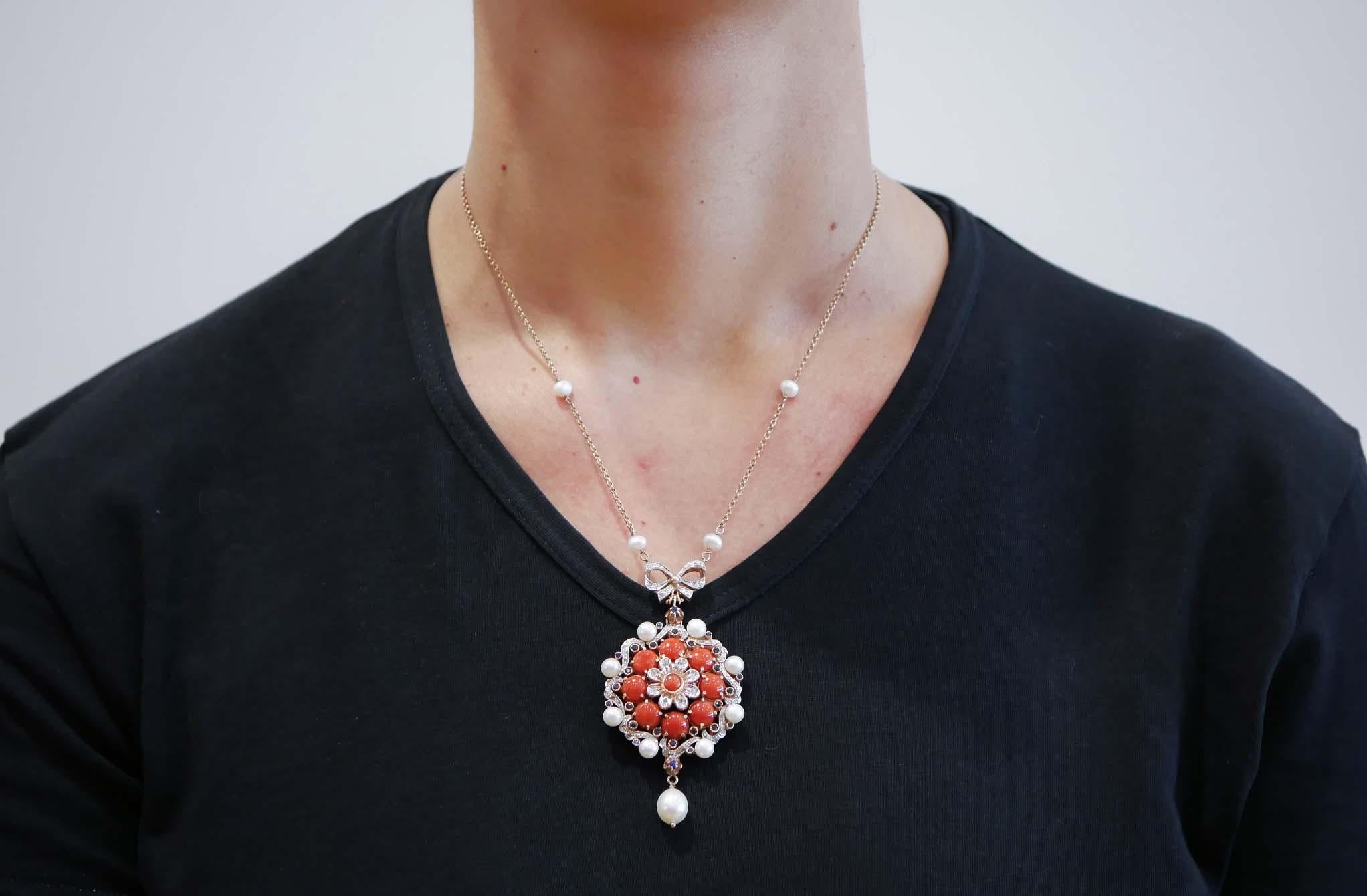 Coral, Pearls, Diamonds, Sapphires, Rose Gold and Silver Pendant Necklace. In Good Condition In Marcianise, Marcianise (CE)
