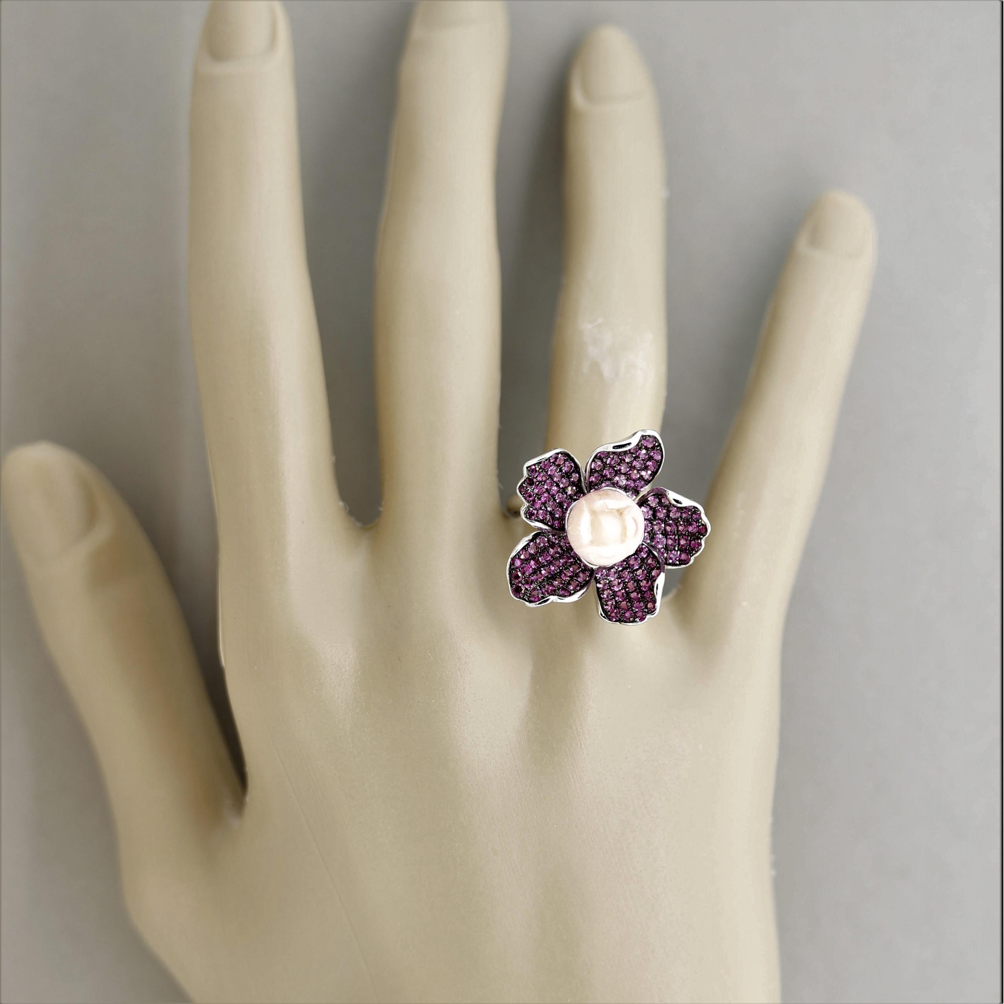 Coral Pink Sapphire Gold Flower Ring 1