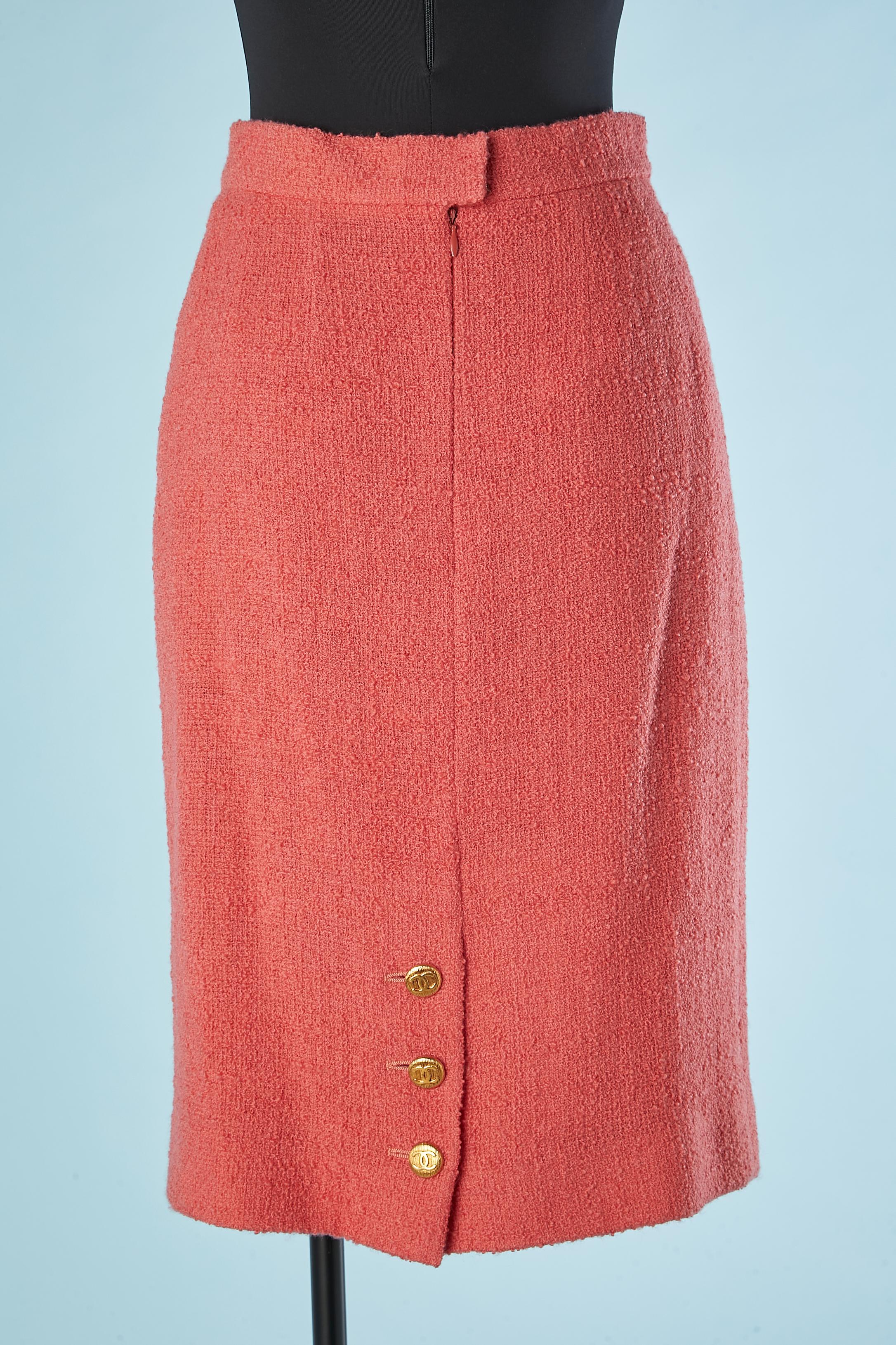 Women's Coral pink wool pencil skirt Chanel Boutique  For Sale