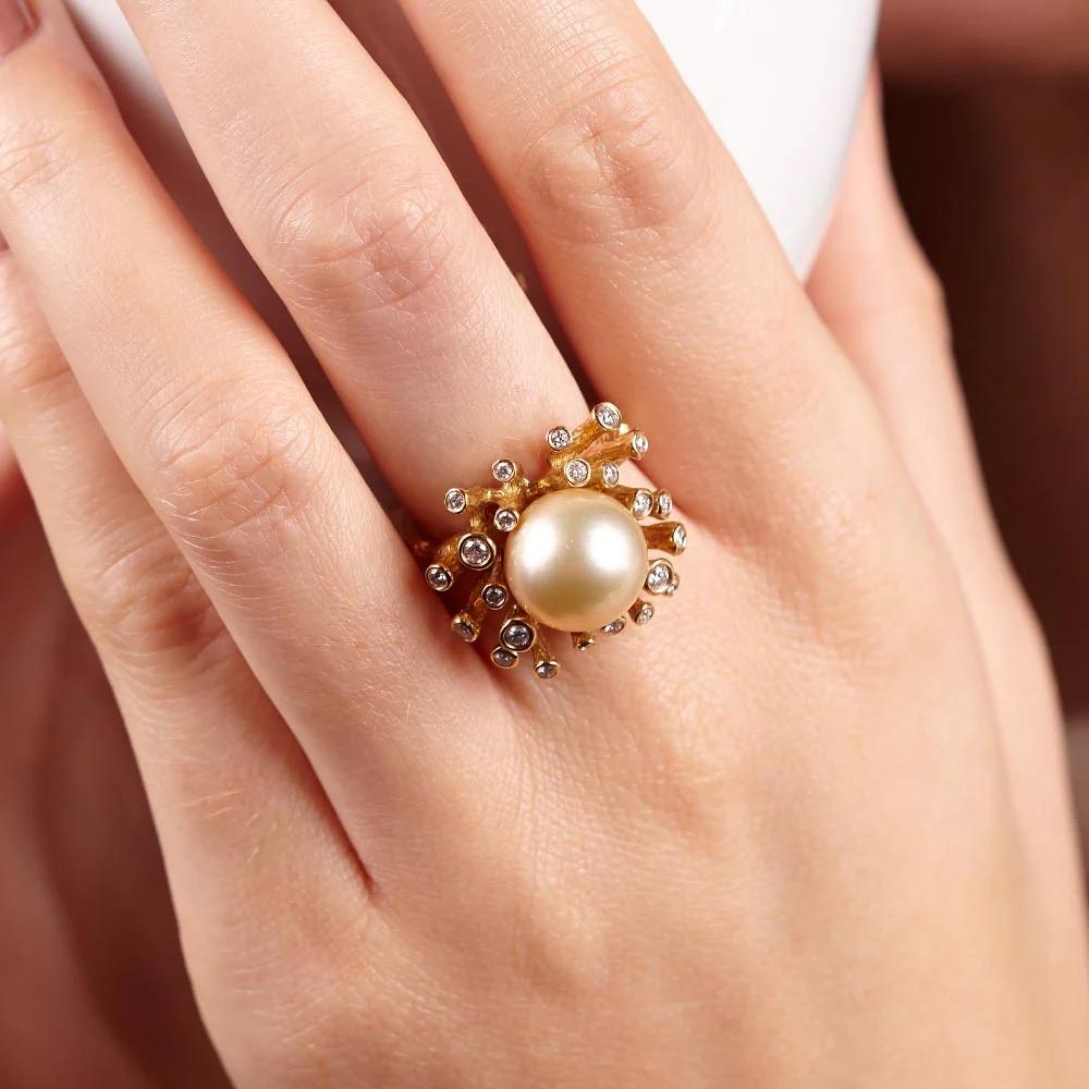 Contemporary Coral Reef Gold South Sea Pearl & Diamond 18K Yellow Gold Ring For Sale