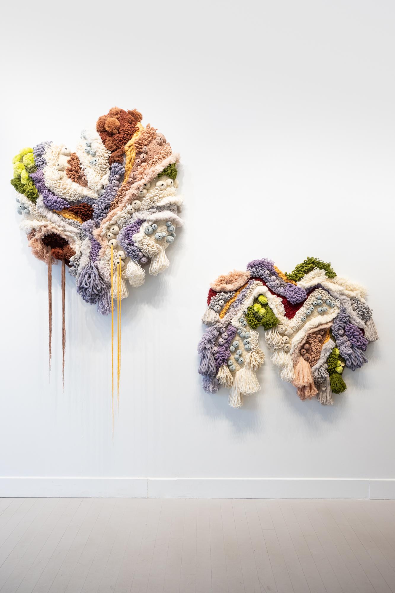 Escultura colgante de fibra inspirada en los arrecifes de coral, de Vanessa Barragão en venta 8