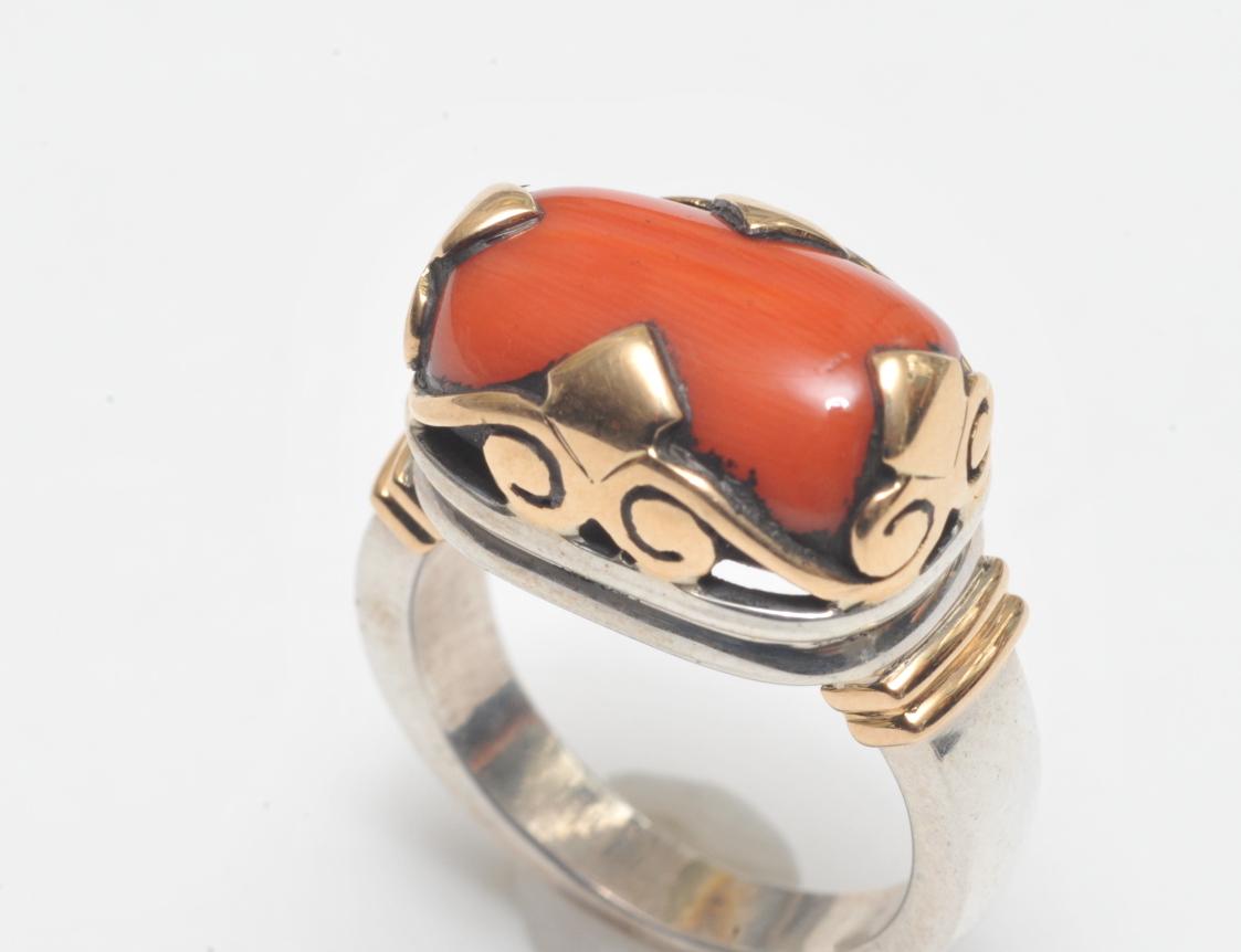 Coral Ring in 18 Karat Gold and Sterling Silver In Excellent Condition In Nantucket, MA