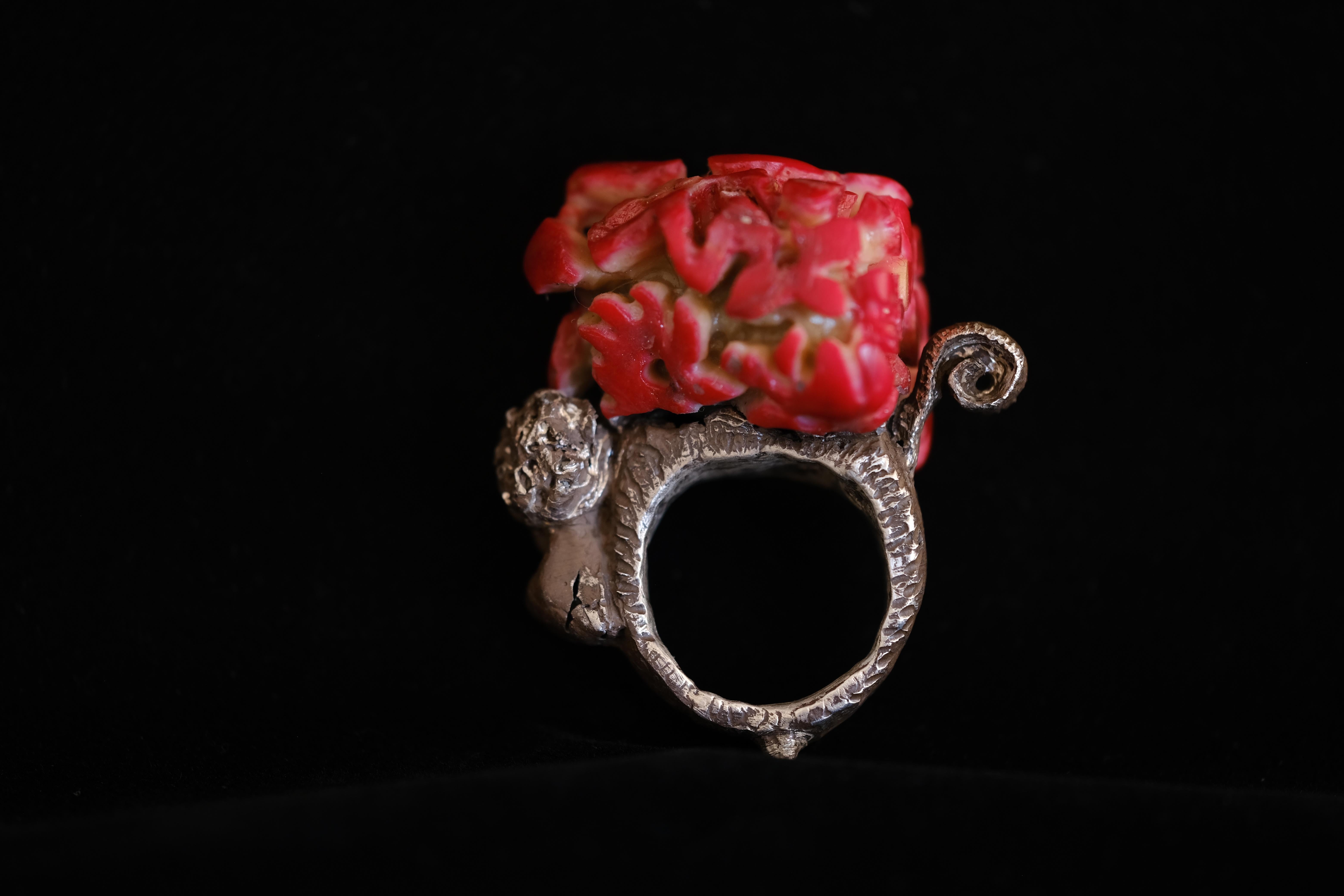 Coral Ring / in the Garden In New Condition For Sale In Tbilisi, GE