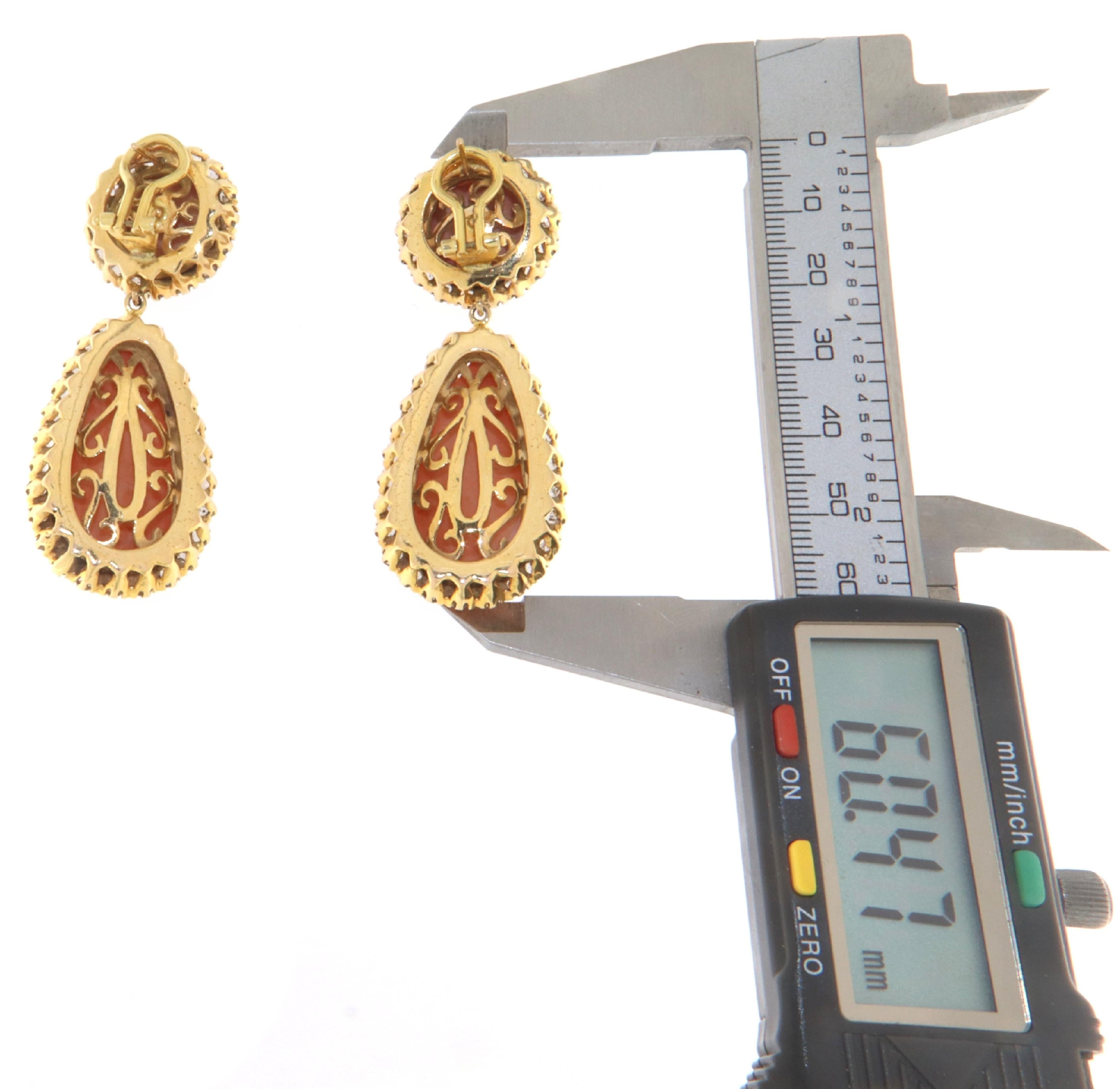 Pendants d'oreilles Coral Rose en or jaune 9 carats Neuf - En vente à Marcianise, IT