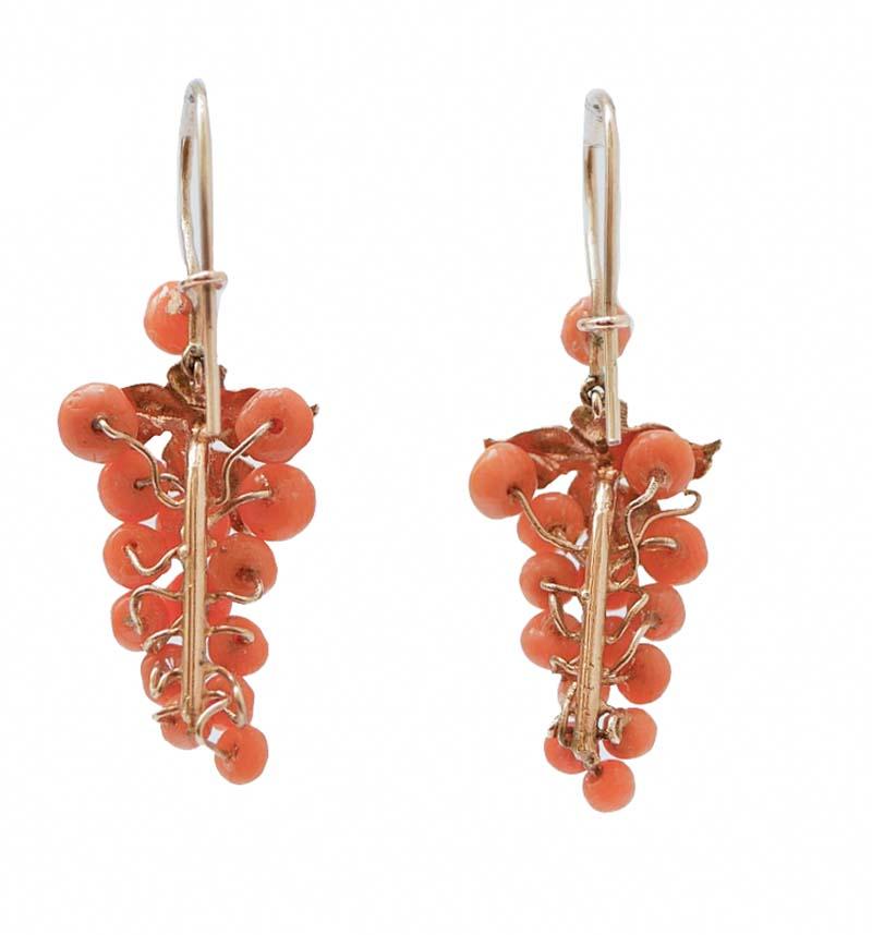 Rétro Coral, Orecchini pendenti in oro rosa. in vendita
