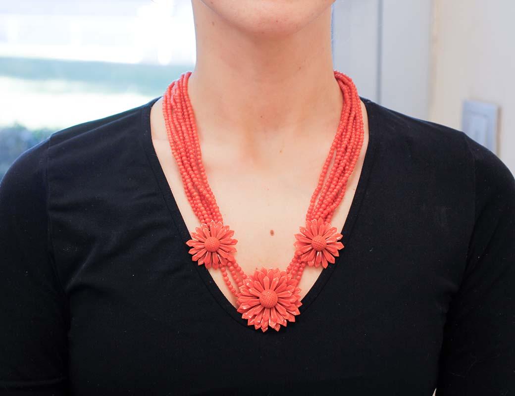 coral strand necklace