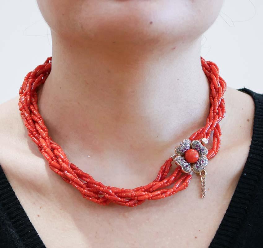 Coral, Rubies, Diamonds, Rose Gold and Silver Necklace. In New Condition For Sale In Marcianise, Marcianise (CE)