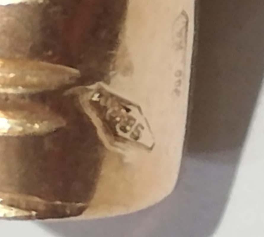 Collana con ciondolo in corallo, rubino, diamanti, oro rosa 14 carati e argento. in vendita 1