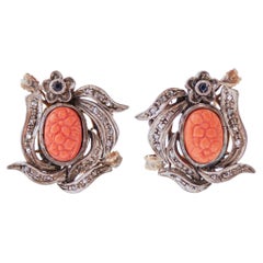 Boucles d'oreilles en or rose 14 carats, corail, saphirs et diamants.