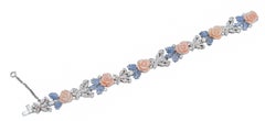 Corail, saphirs, diamants, bracelet Retrò en or blanc 14 carats.
