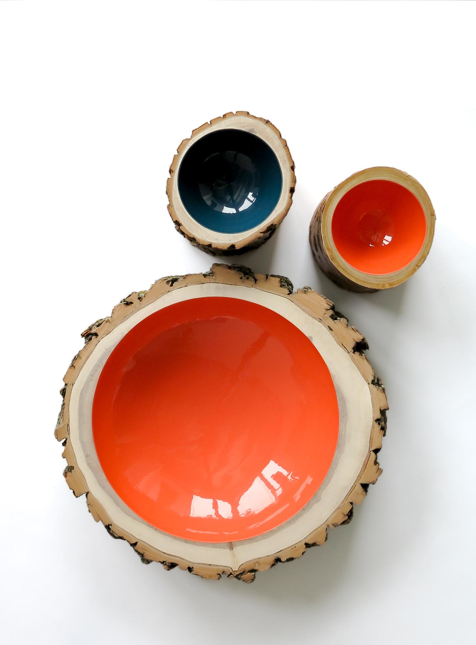 Coral Size 10 Log Bowl by Loyal Loot  Hand Made from Reclaimed Wood In New Condition For Sale In calgary, CA