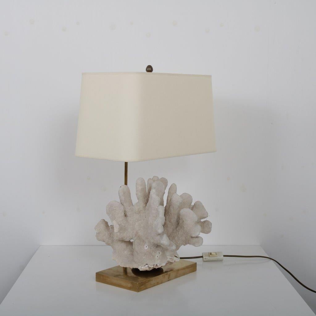 Korallen-Tischlampe aus Belgien, 1970 (Ende des 20. Jahrhunderts) im Angebot