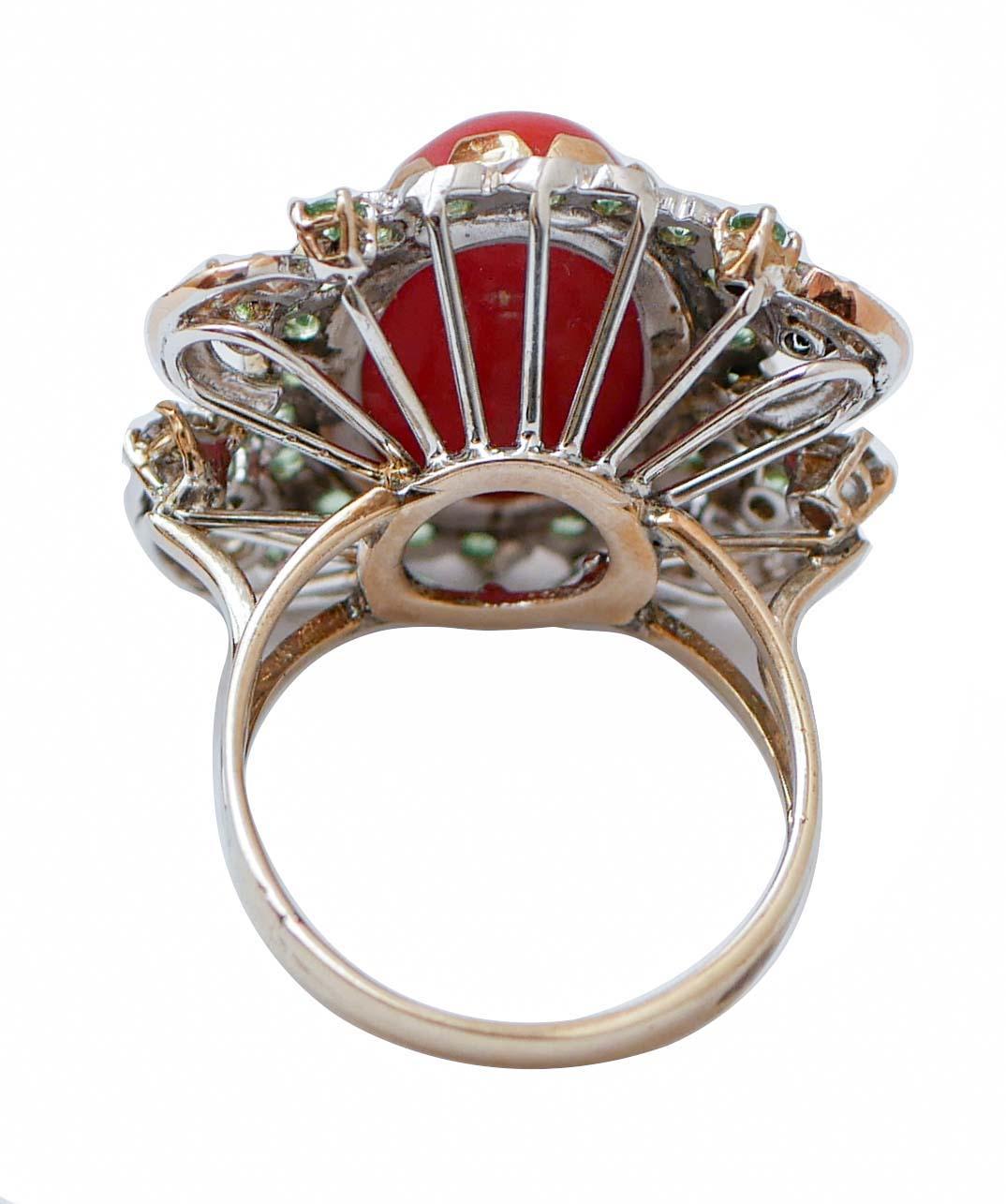 Coral, Tsavorita, Diamantes, Anillo de Oro Rosa de 14 Kilates. Retro en venta
