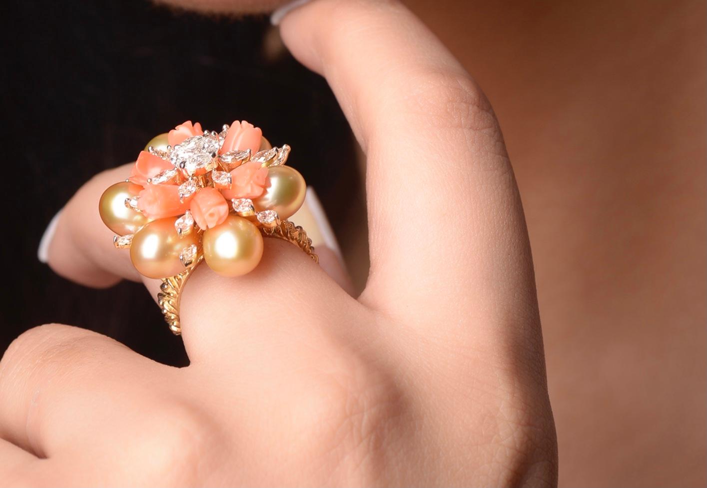 Coral Tulips and Keshi Pearls Diamond Ring In New Condition For Sale In New Delhi, DL