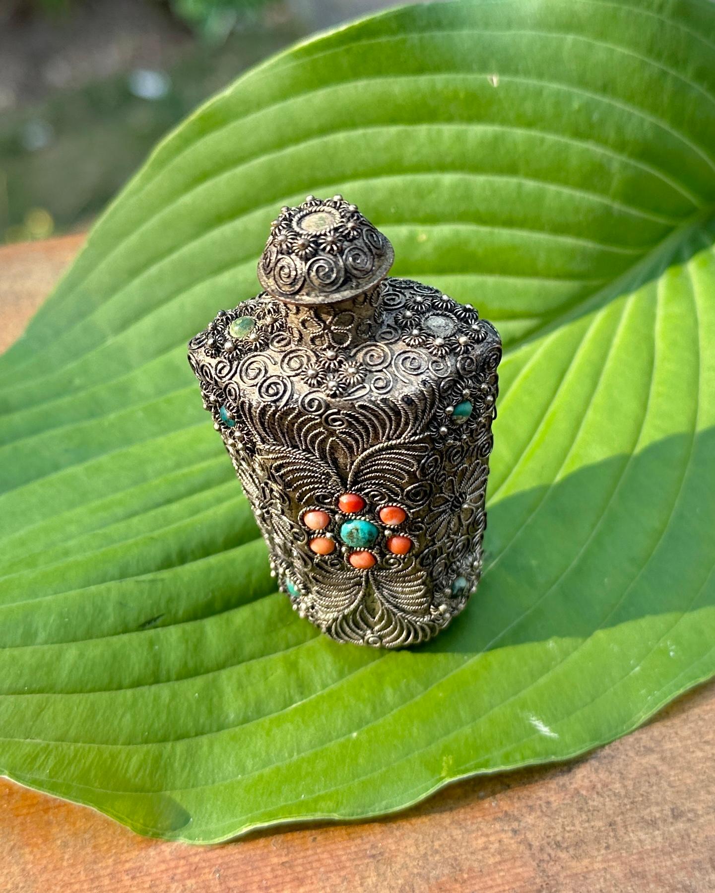 Anglo-Indian Coral Turquoise Chinese Export Silver Perfume Snuff Bottle Antique Filigree For Sale