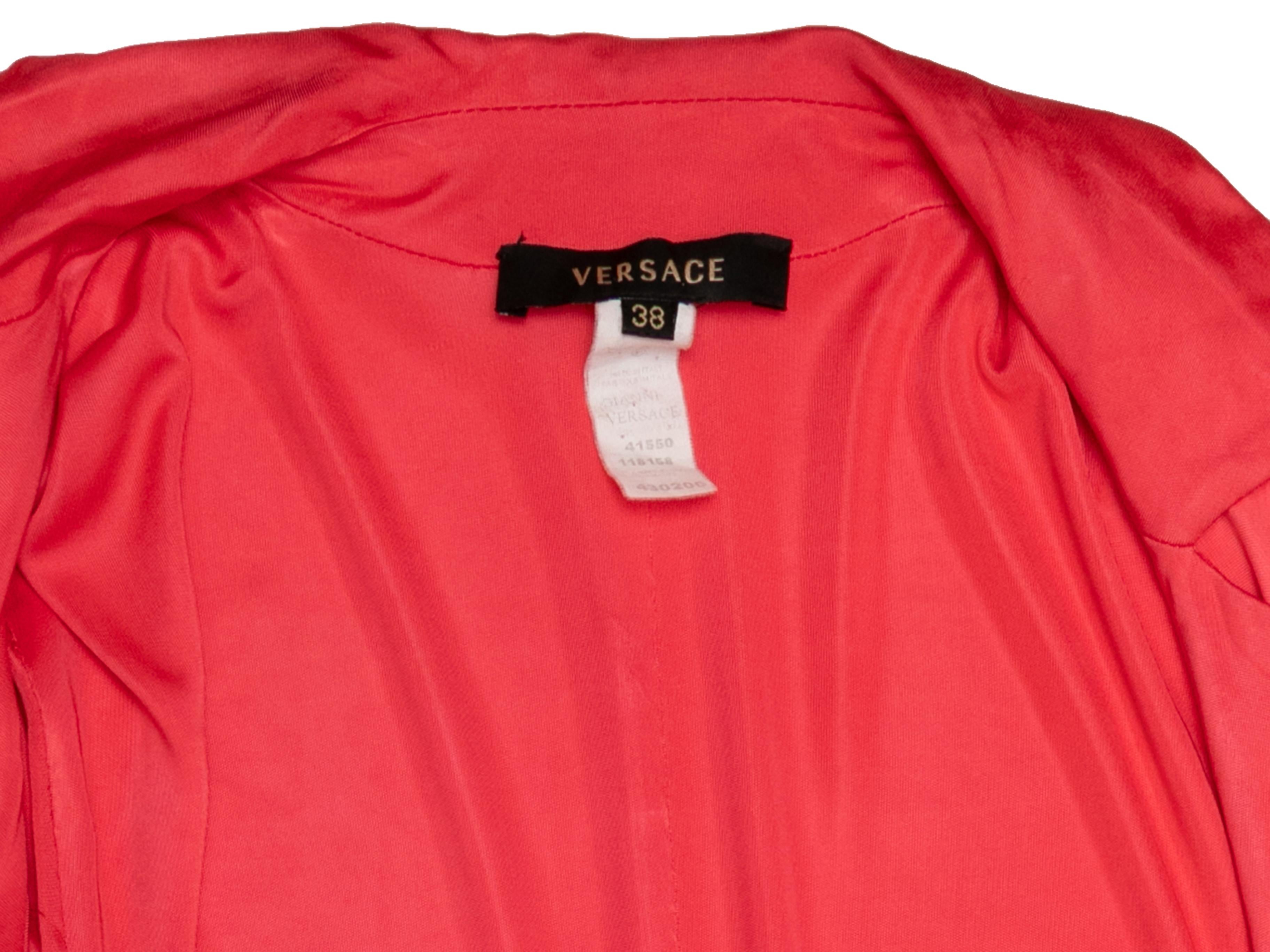 Vestido envolvente de manga larga Versace coral Talla IT 38 en Bueno Estado en New York, NY