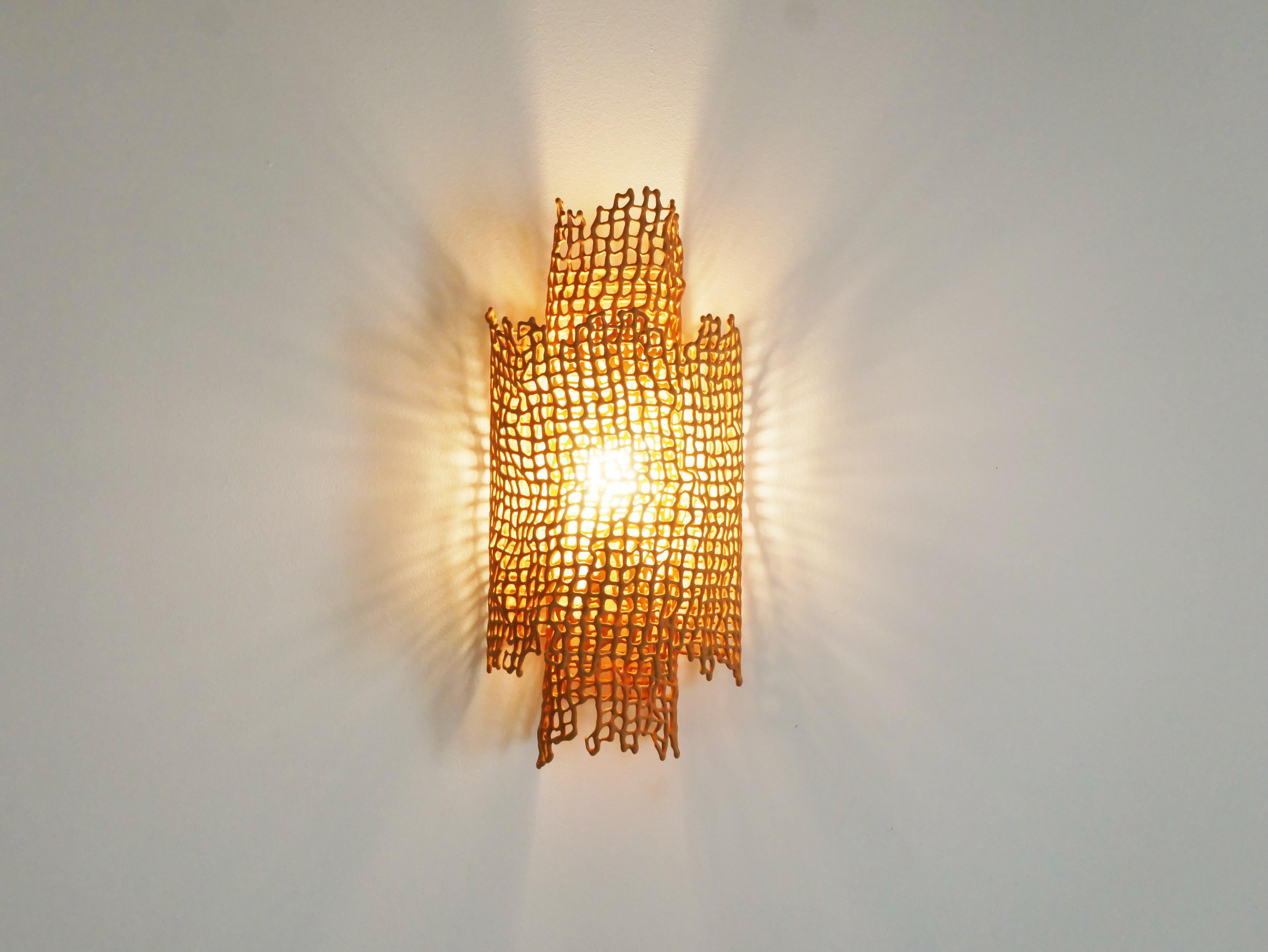 Lámpara de pared Coral de Dzovag Kotchian Francés en venta