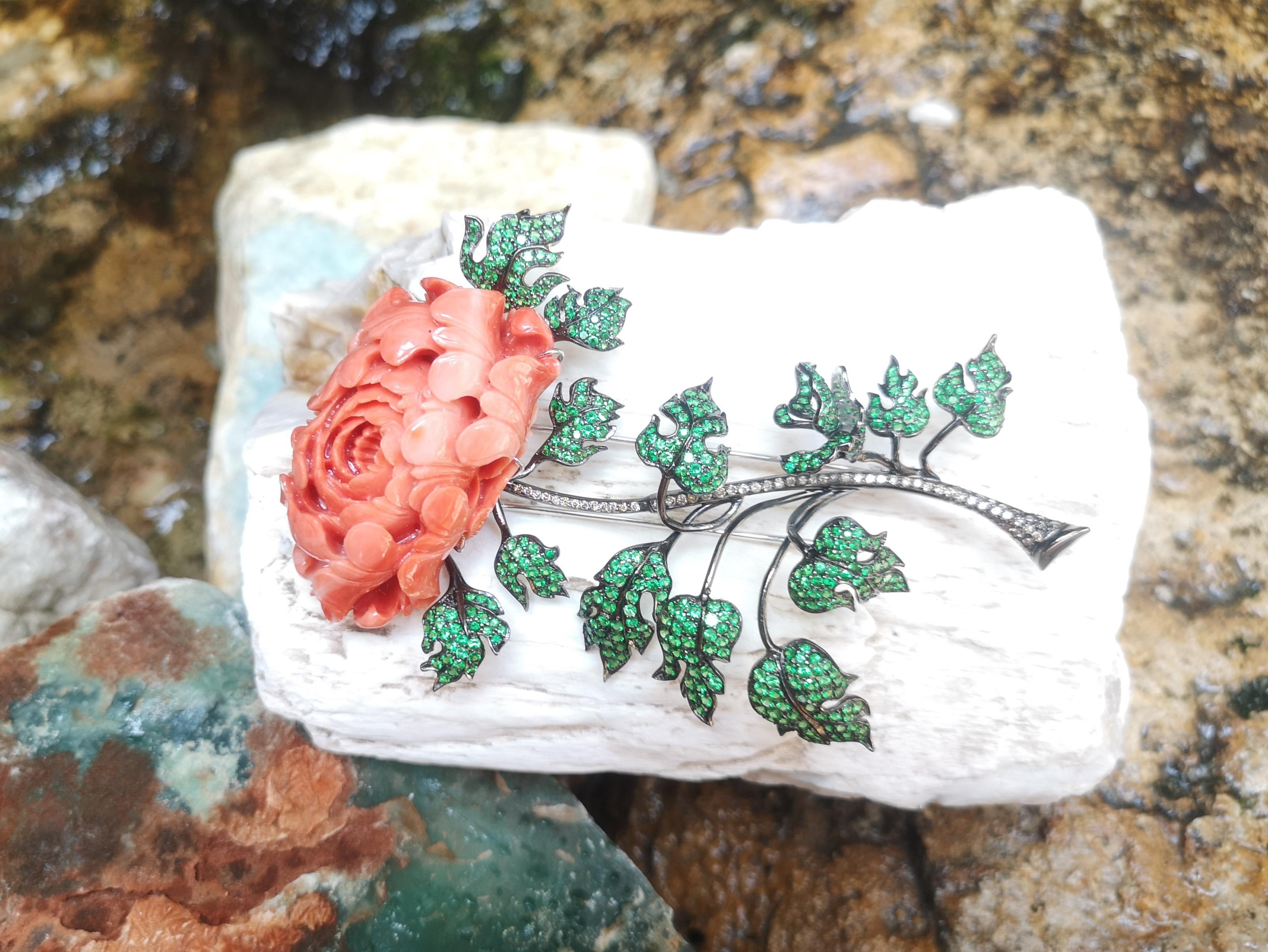 Coral with Tsavorite and Brown Diamond Flower Brooch set in 18 Karat White Gold For Sale 1