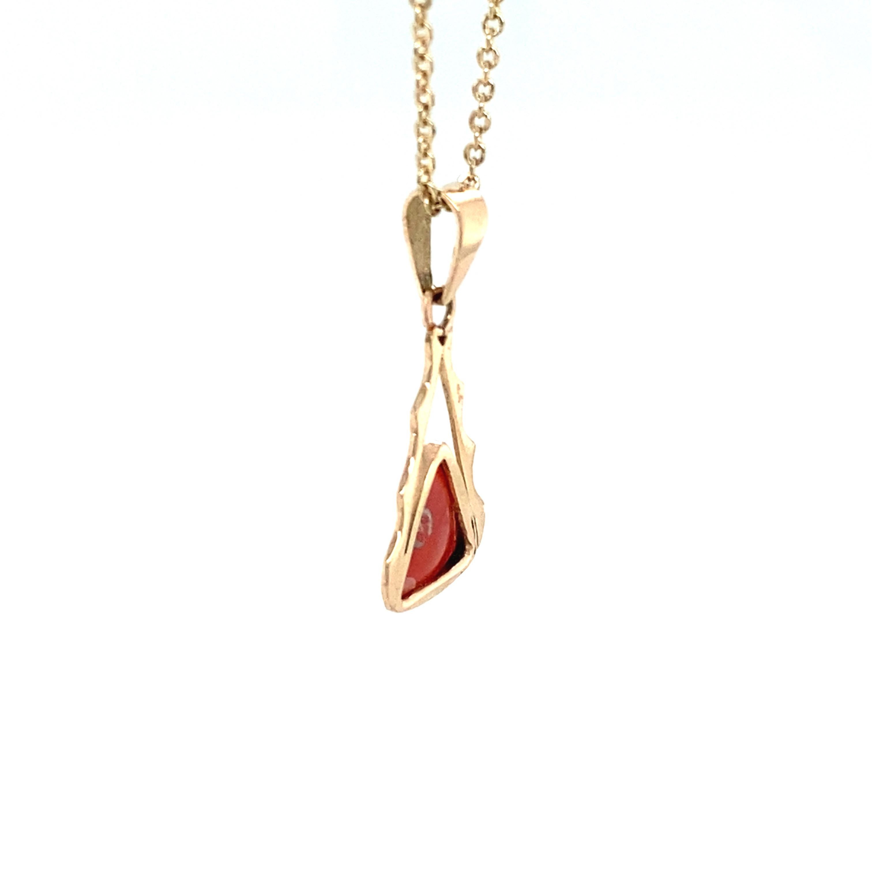 Coral Yellow Gold Pendant Necklace For Sale 4