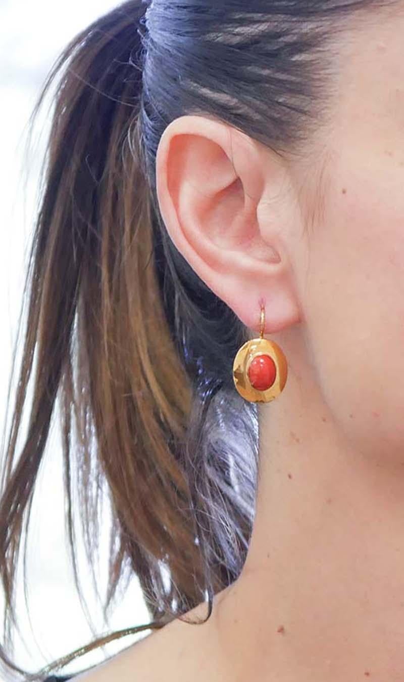 Coral, 18 Karat Yellow Gold Dangle /Stud Earrings For Sale 1