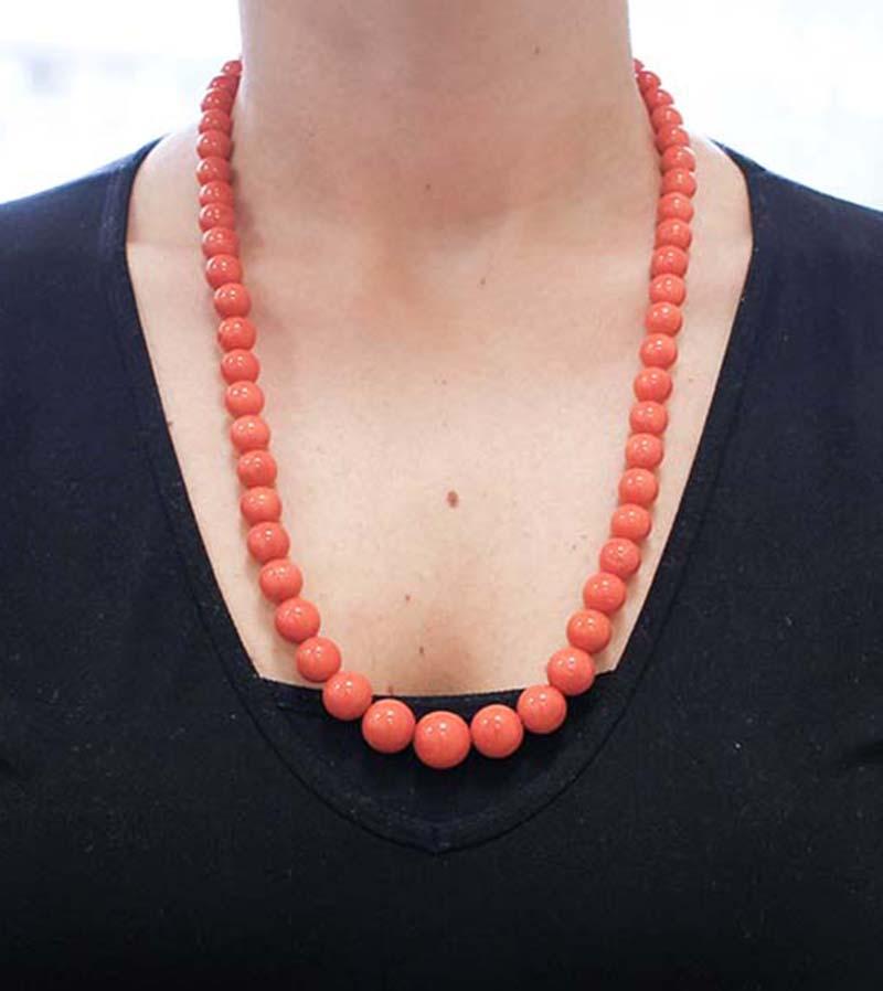 Women's Coral, 18 Karat Yellow Gold Necklace