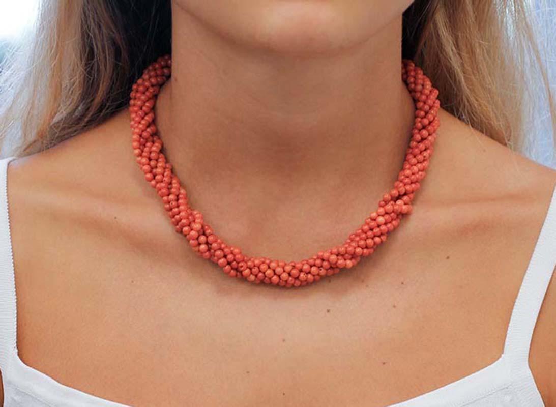 Koralle, Torchon-Halskette aus 18 Karat Gelbgold Damen im Angebot