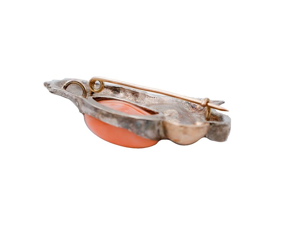 Coral, Diamond, 9Kt Rose Gold and Silver Parrot Shape Brooch/ Pendant Necklace In Good Condition For Sale In Marcianise, Marcianise (CE)