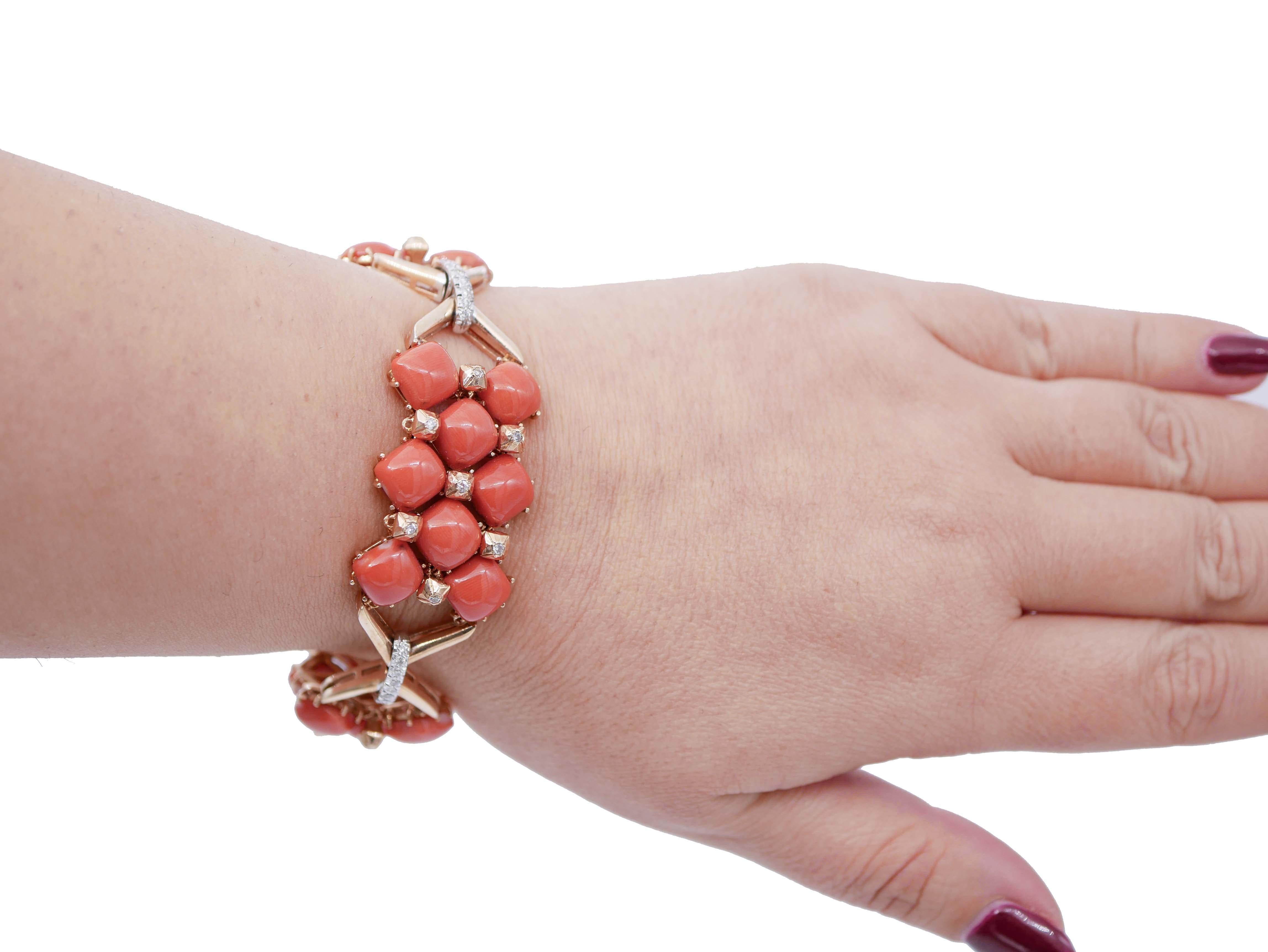 Taglio misto Bracciale Retrò in corallo, diamanti, oro bianco e rosa 14 carati in vendita