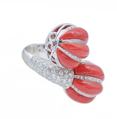 Coral, Diamonds, 18 Karat White Gold Ring