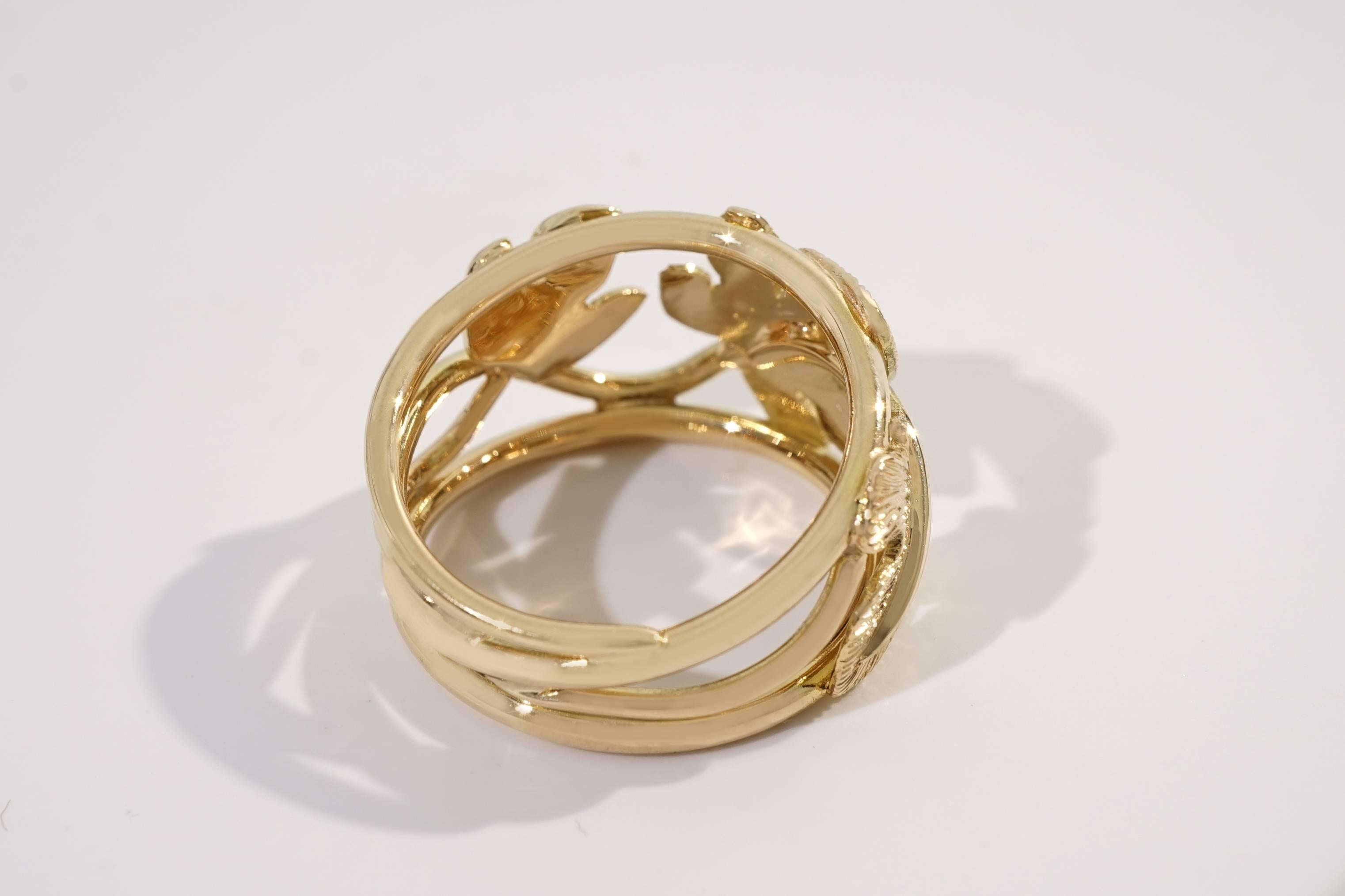 Coralie Van Caloen 18 Carat Gold Pinky Band Ring Hand Engraved Fig Leaves For Sale 1