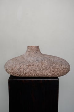 Florero de madera de teca Coraline de Mary Verspoor