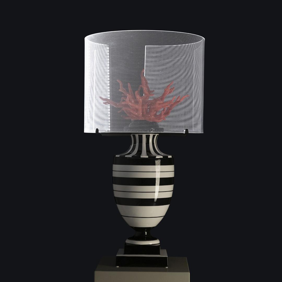 Moderne Lampe à touches Coralli, rayures O en vente