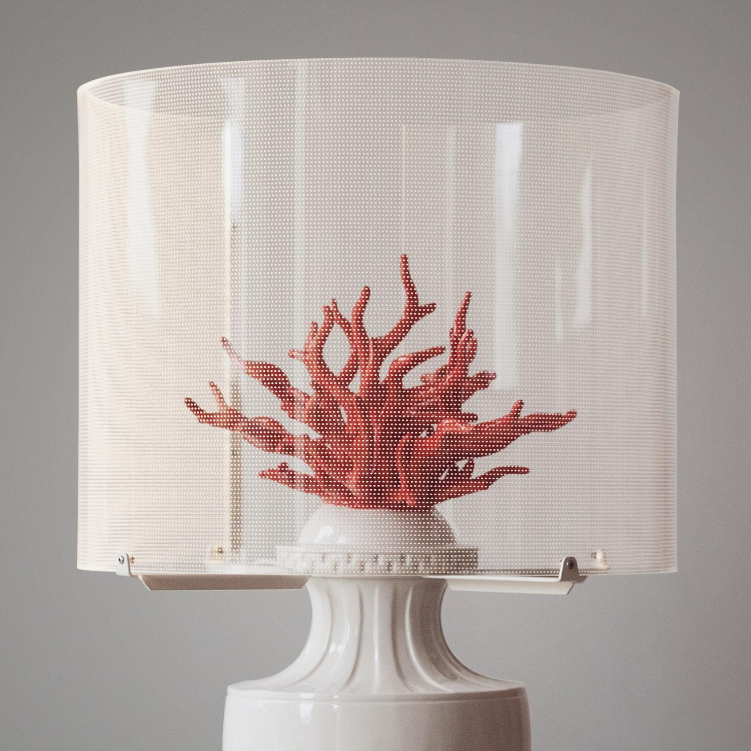 Moderne Lampe à touches Coralli, blanc et rouge en vente